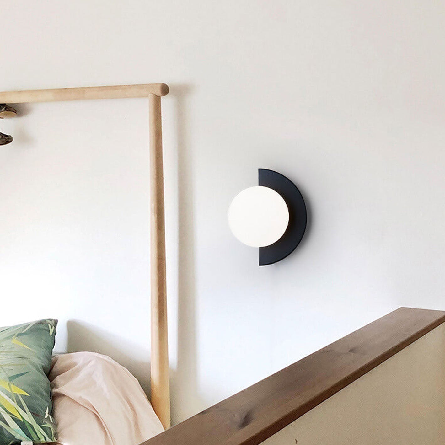 Applique murale globe Caenento