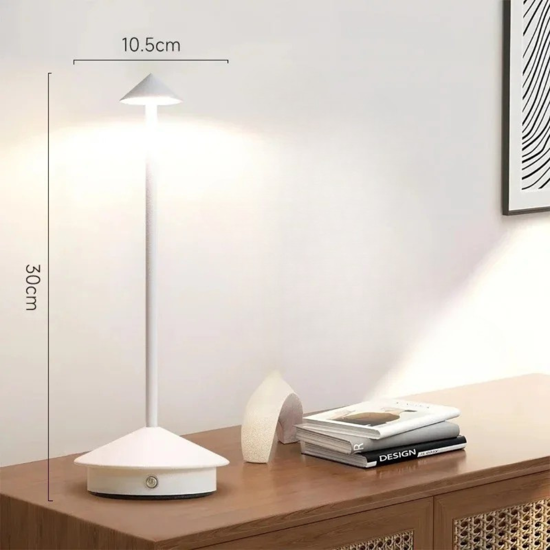 Lampe de table conique Jaellea