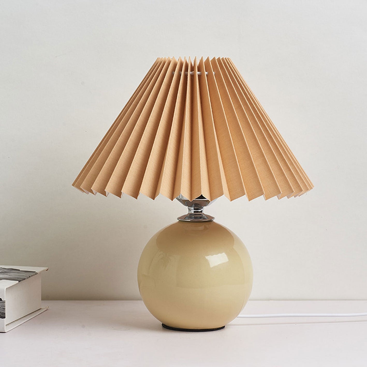 Lampe de table plissée Haionoris