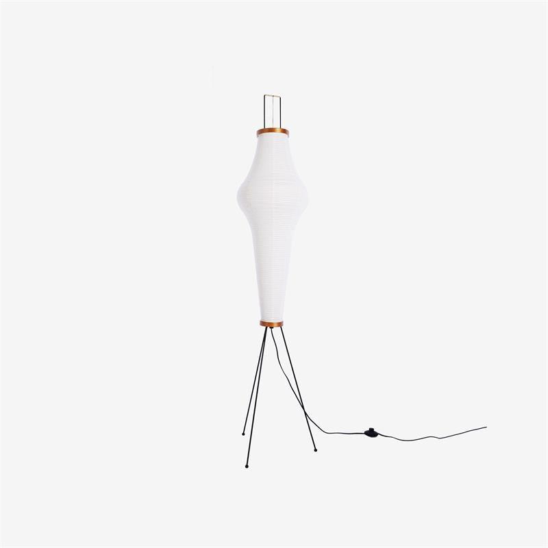 Lampadaire sculptural Taellella