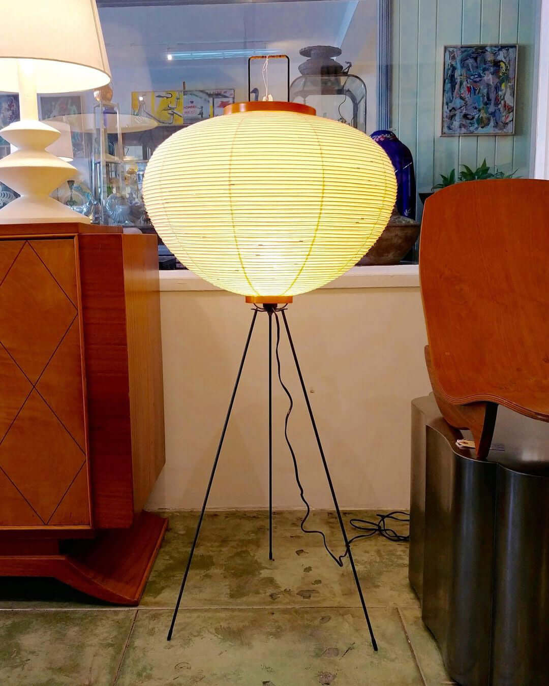 Lampadaire sculptural Taellella