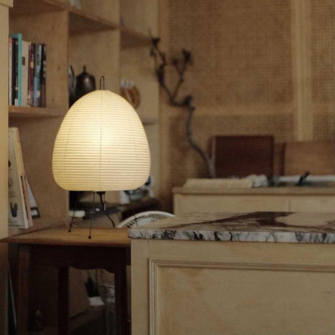 Lampe de table japonaise Pélvionalis