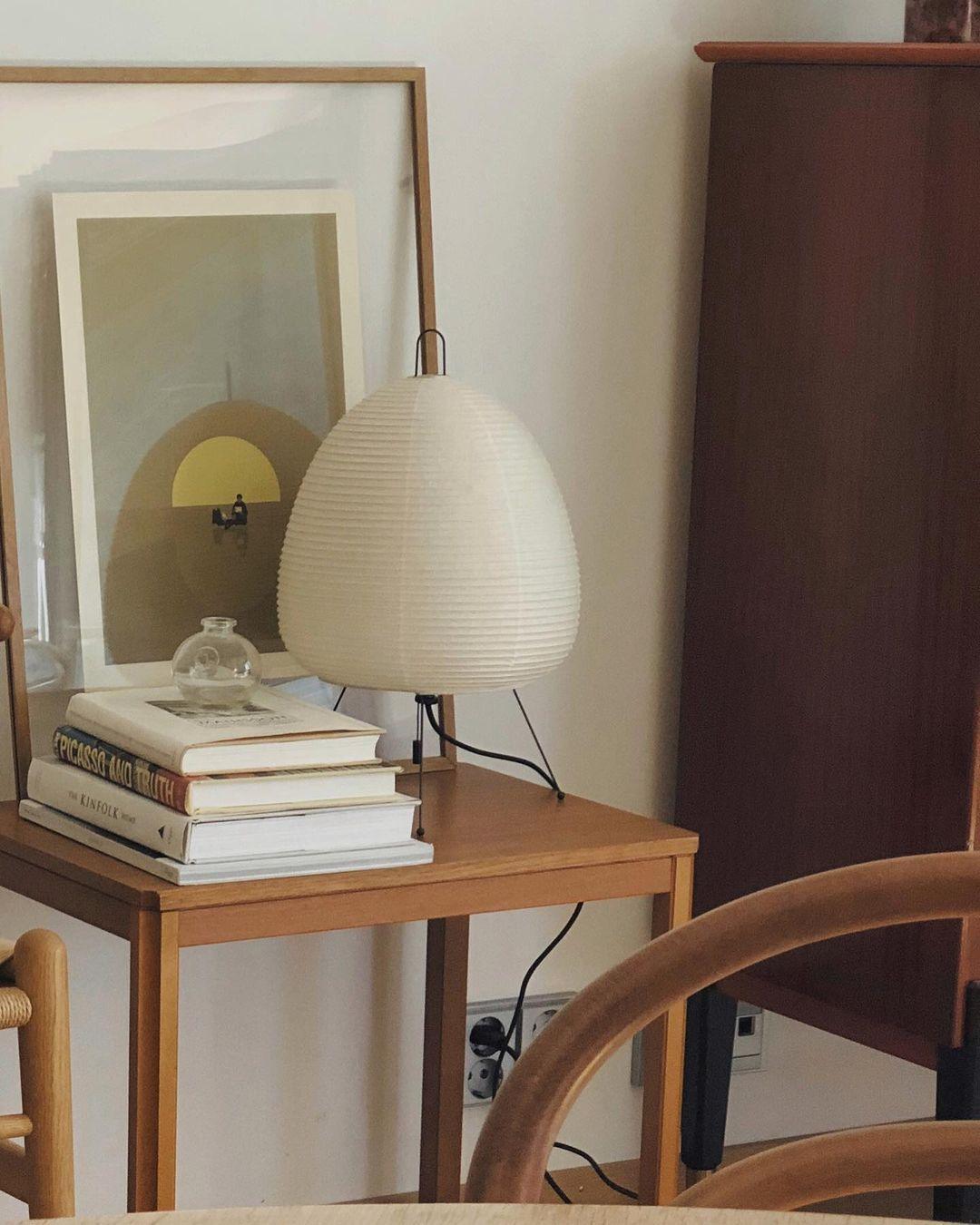 Lampe de table japonaise Pélvionalis