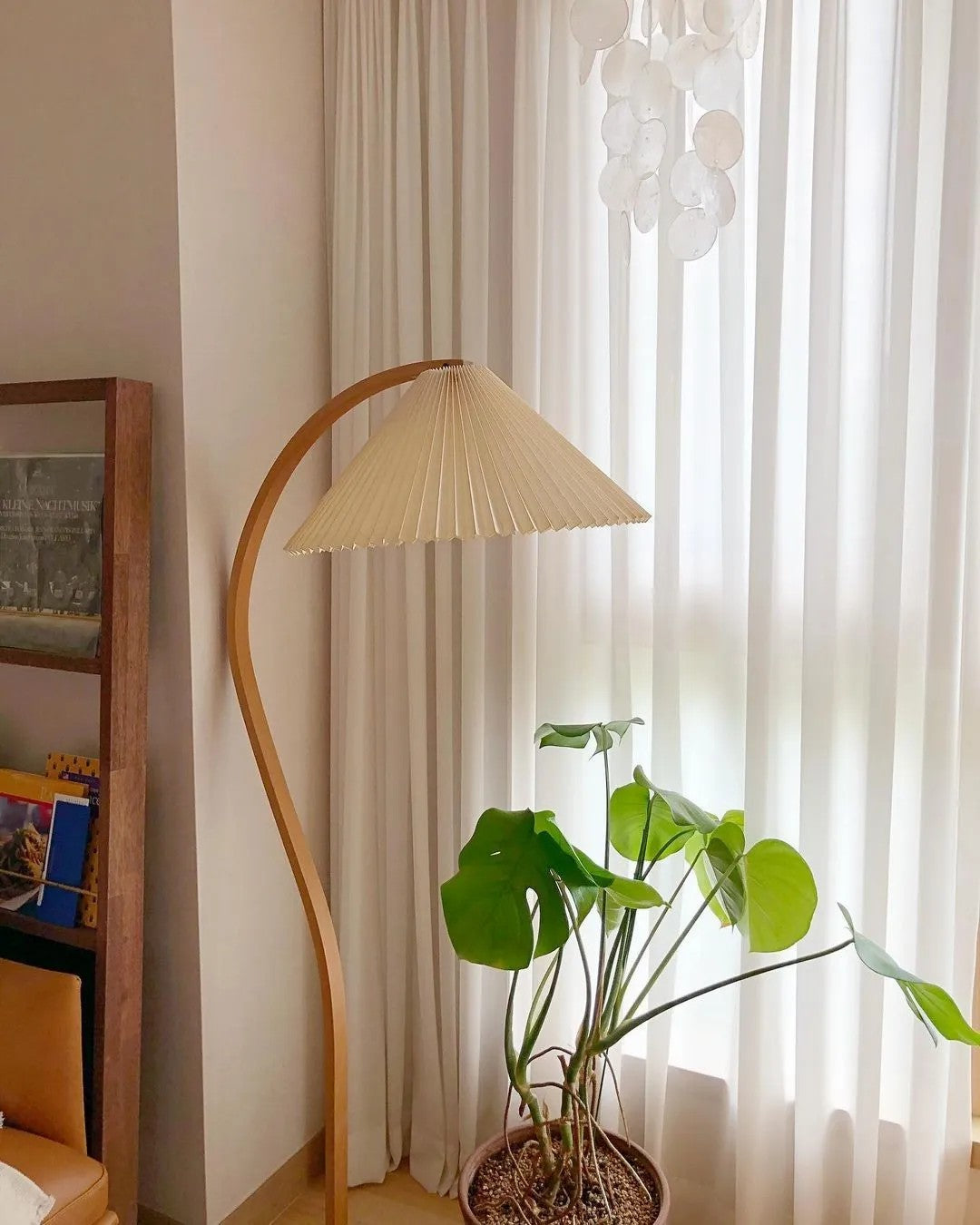 Lampadaire scandinave Roeléco