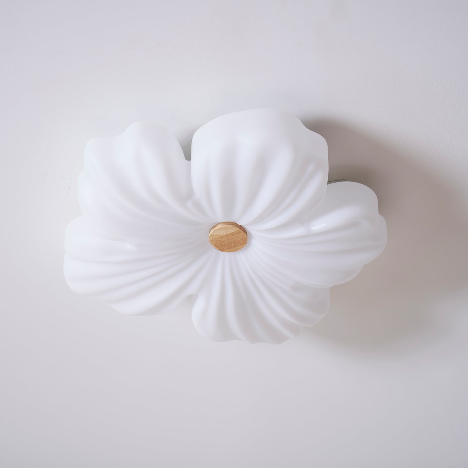 Plafonnier floral Toravéon
