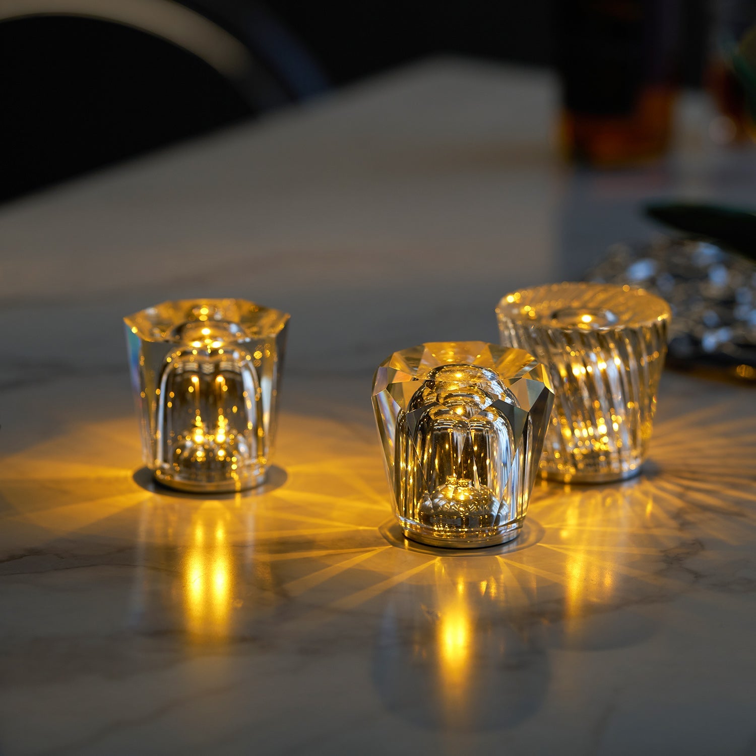 Lampe de table diamant Célcieléa