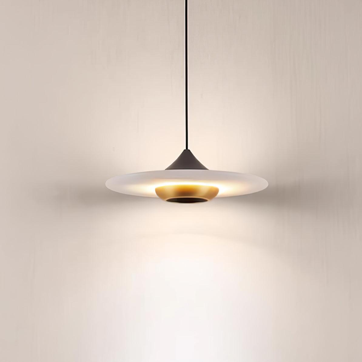 Suspension Lovelq en marbre