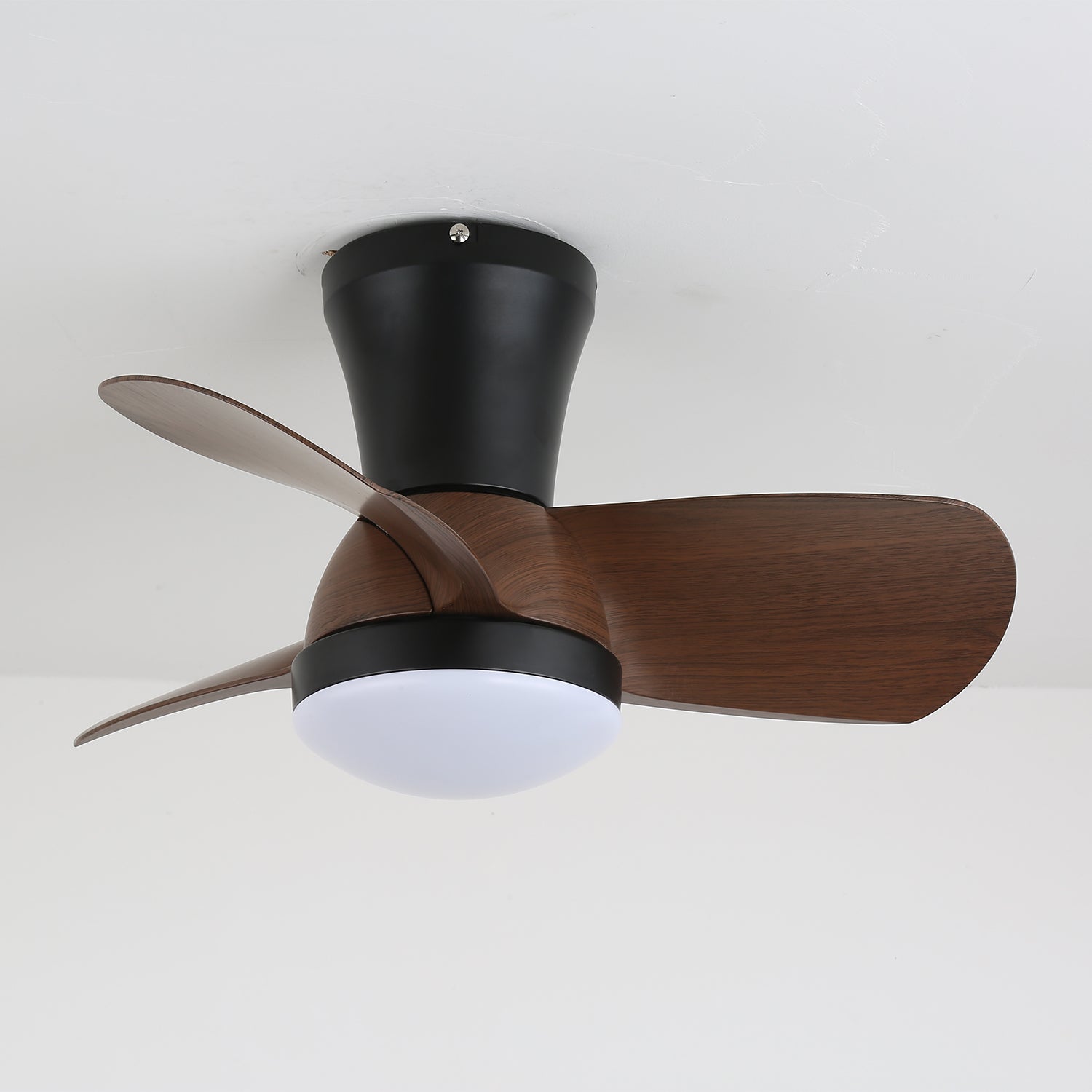 Plafonnier ventilateur moderne Kebeluna