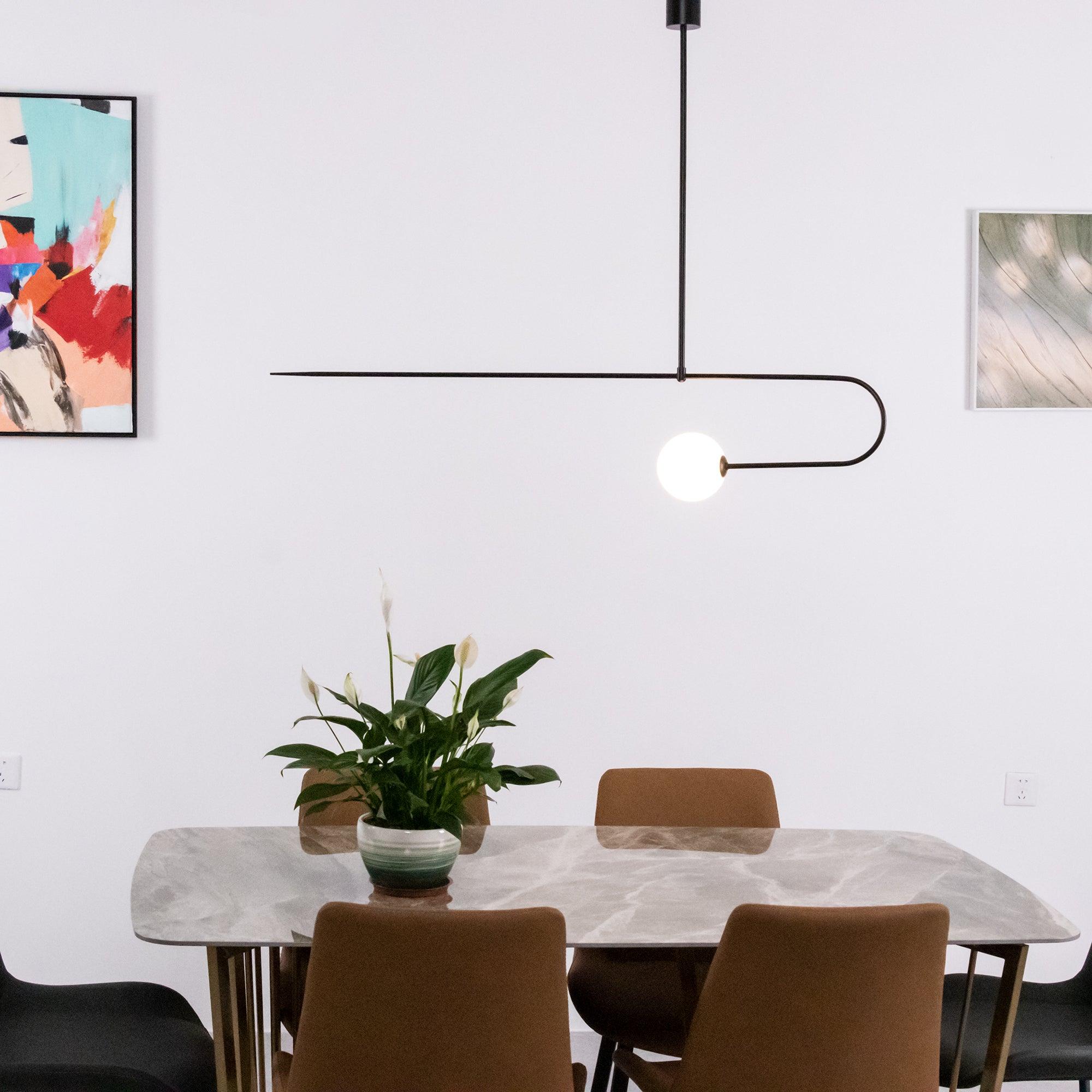 Lustre minimaliste Sezoveux