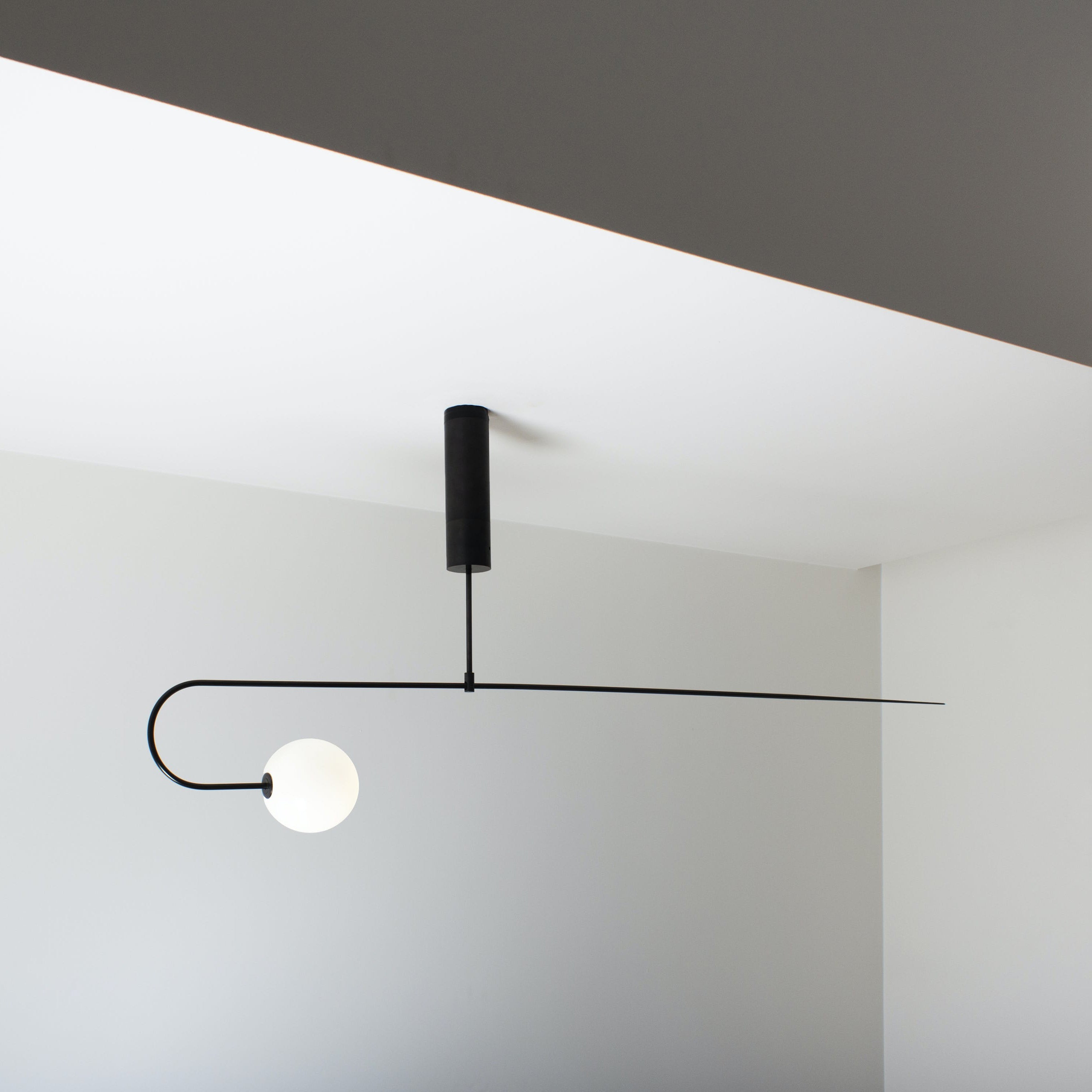 Lustre minimaliste Sezoveux