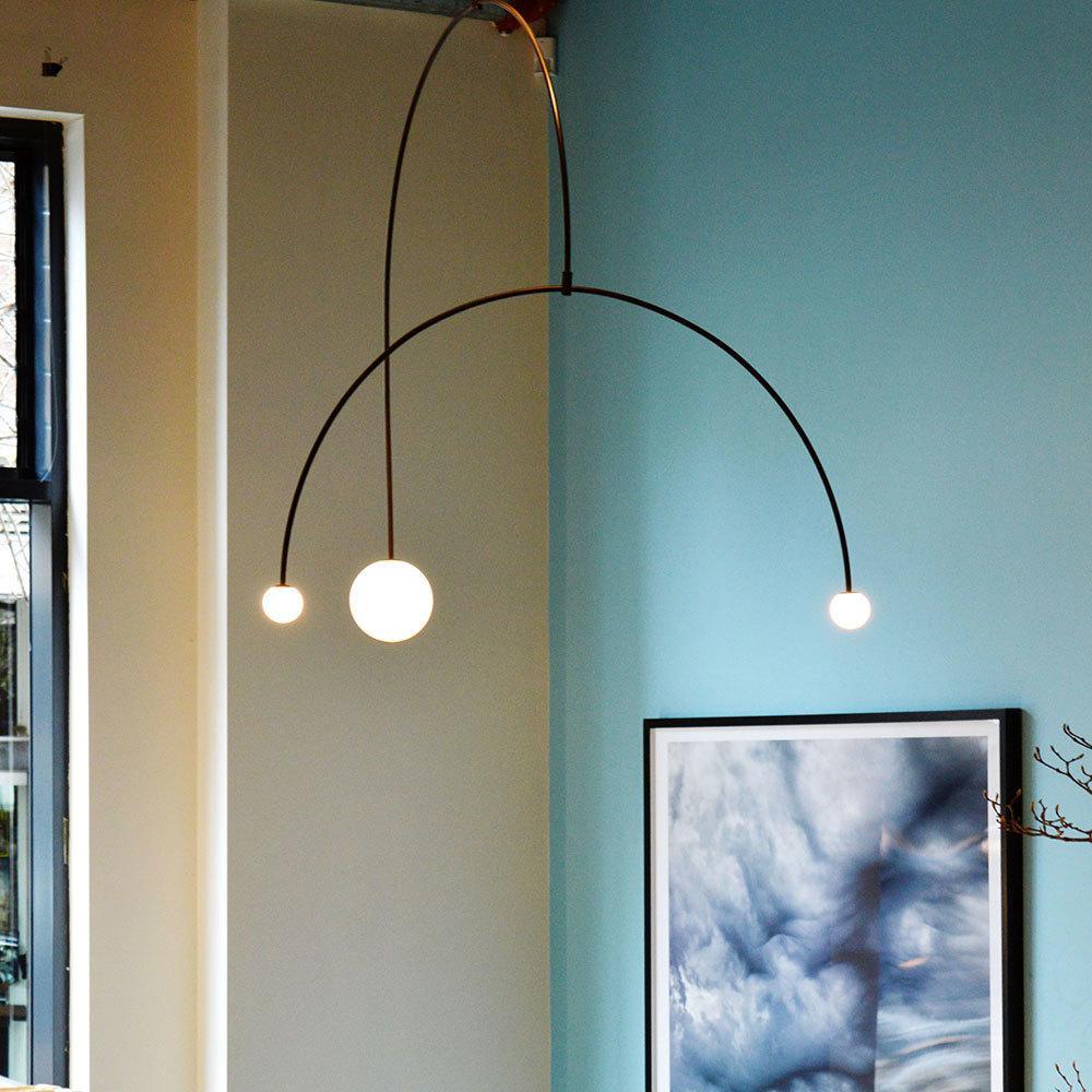 Lustre minimaliste Sezoveux