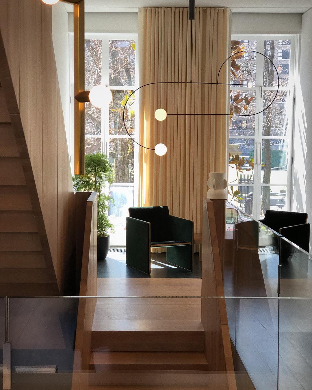 Lustre minimaliste Sezoveux