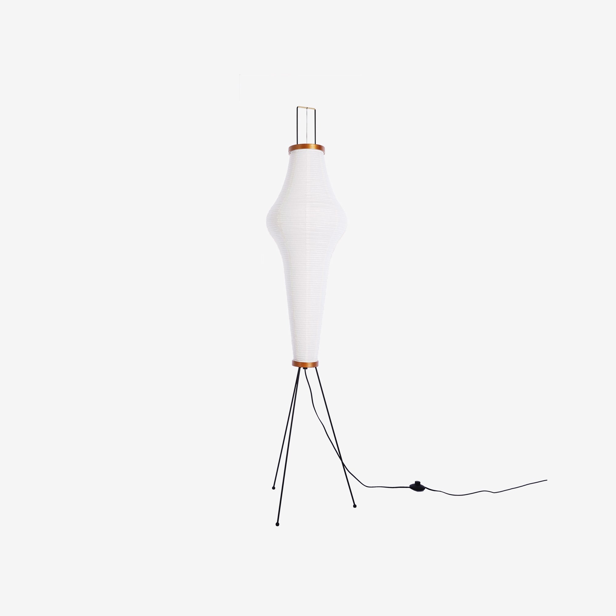 Lampadaire sculptural Taellella