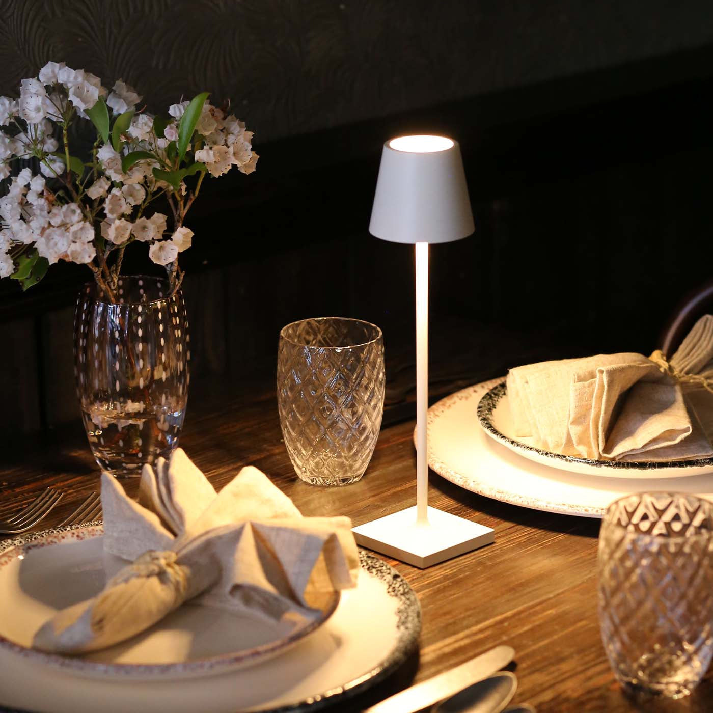 Lampe de table portable Melbelionne