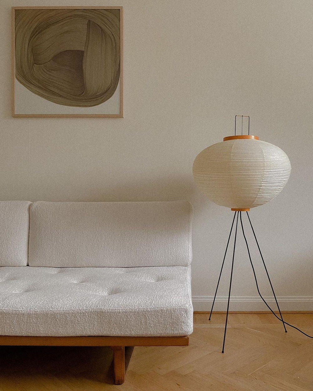 Lampadaire sculptural Taellella