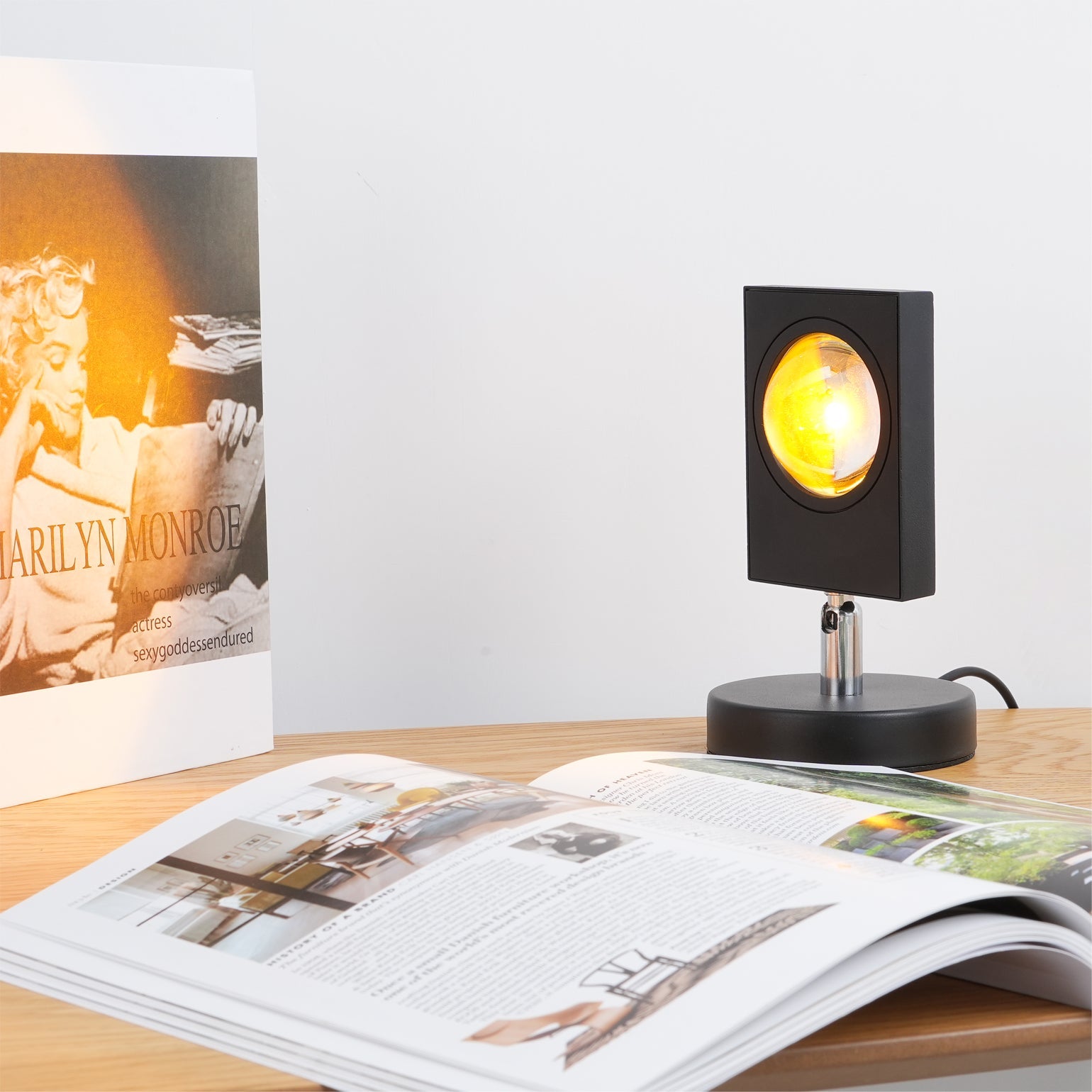 Lampe de table compacte Caanaris