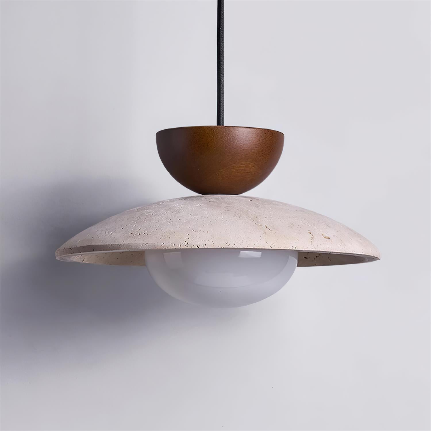 Suspension minimaliste Ilvelelle