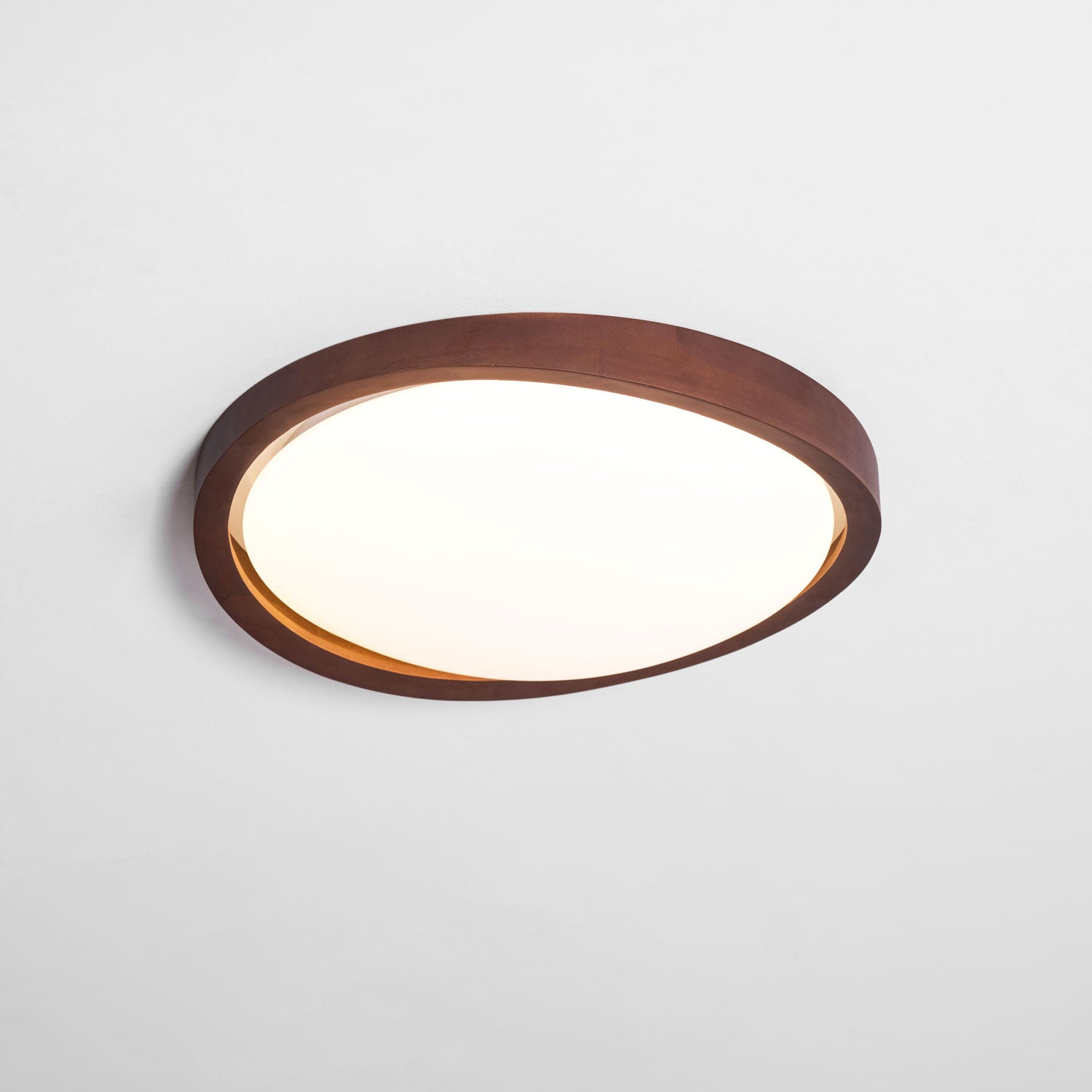 Plafonnier minimaliste Navravina