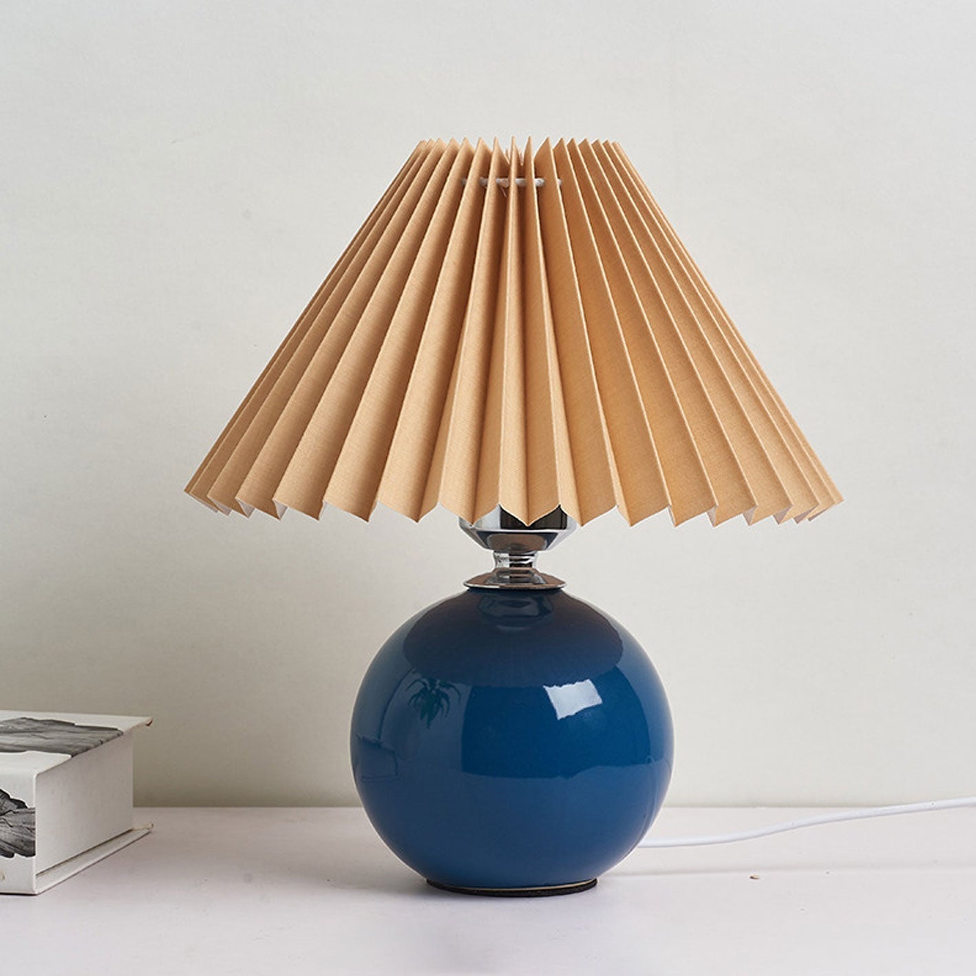 Lampe de table plissée Haionoris