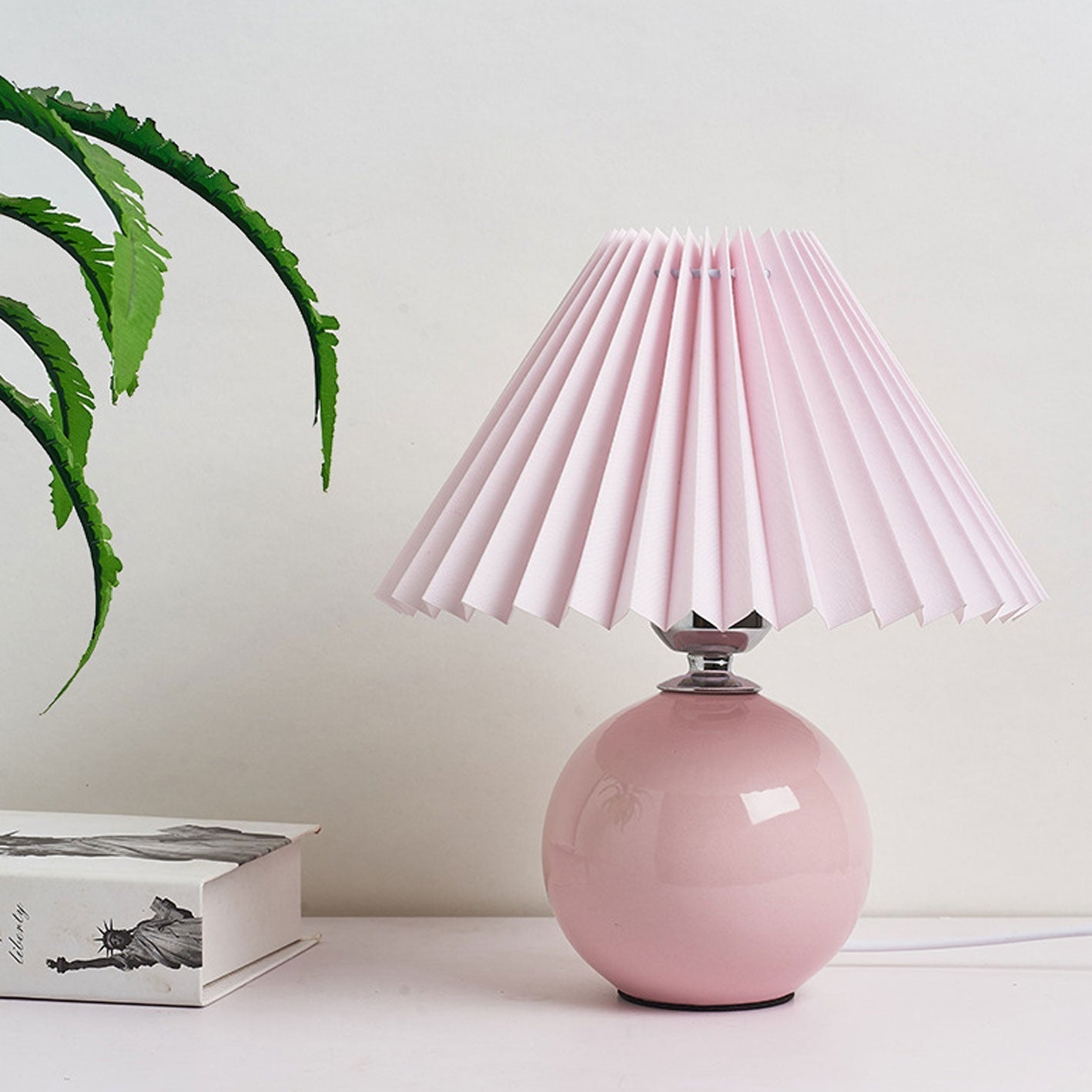 Lampe de table plissée Haionoris