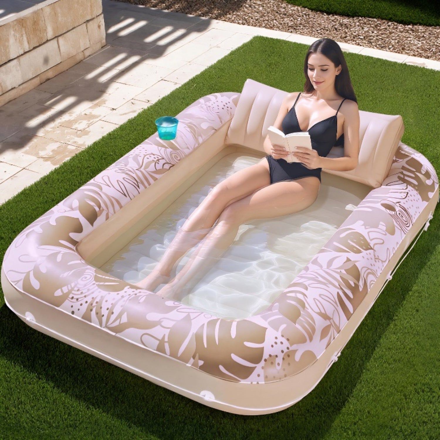 Piscine de bronzage Lubello