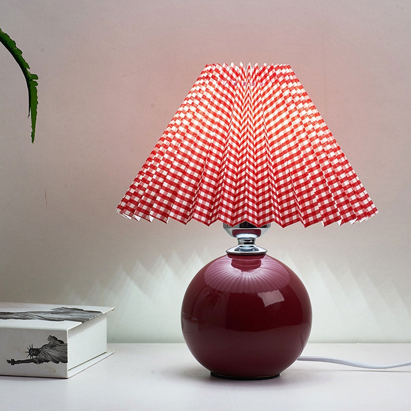 Lampe de table plissée Haionoris
