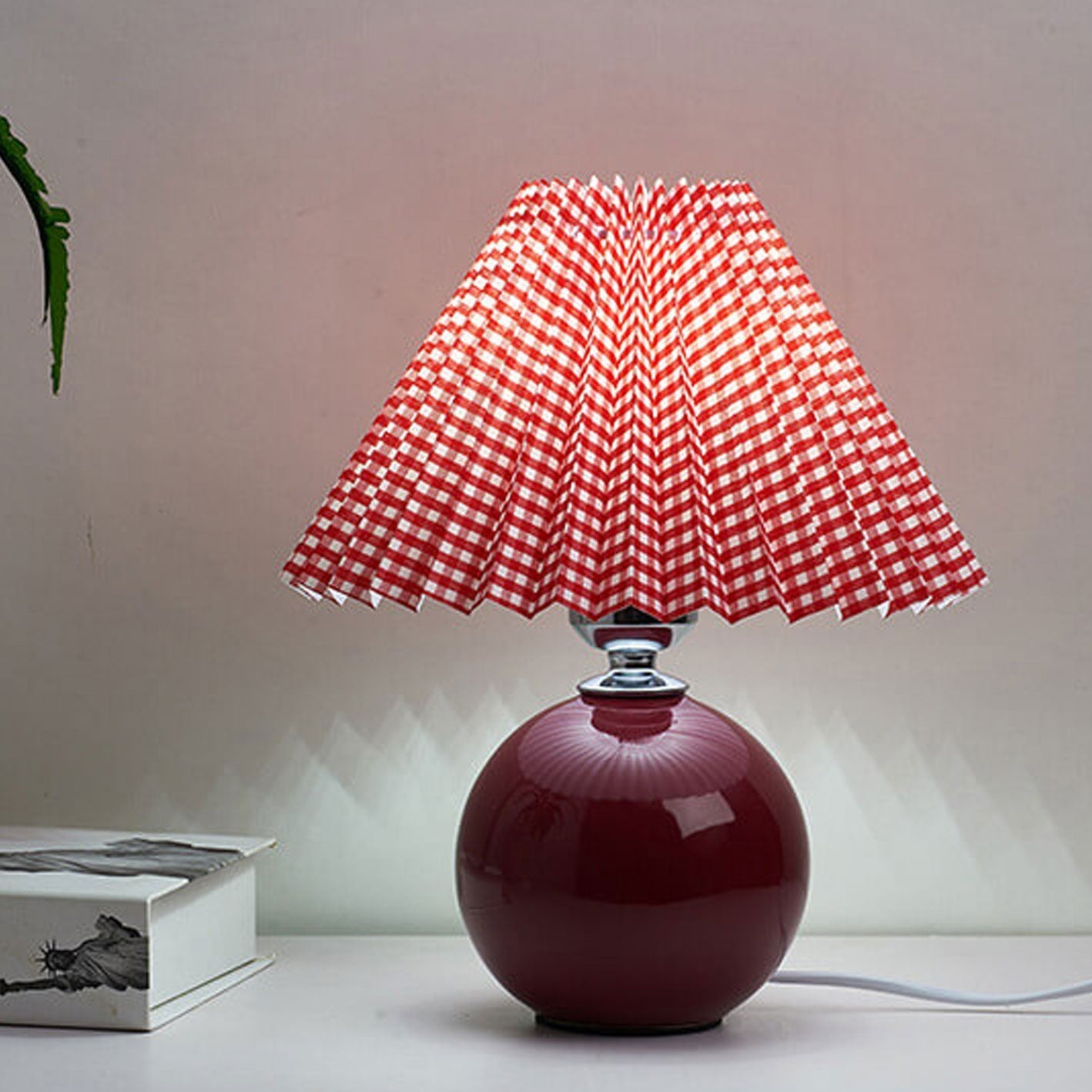Lampe de table plissée Haionoris