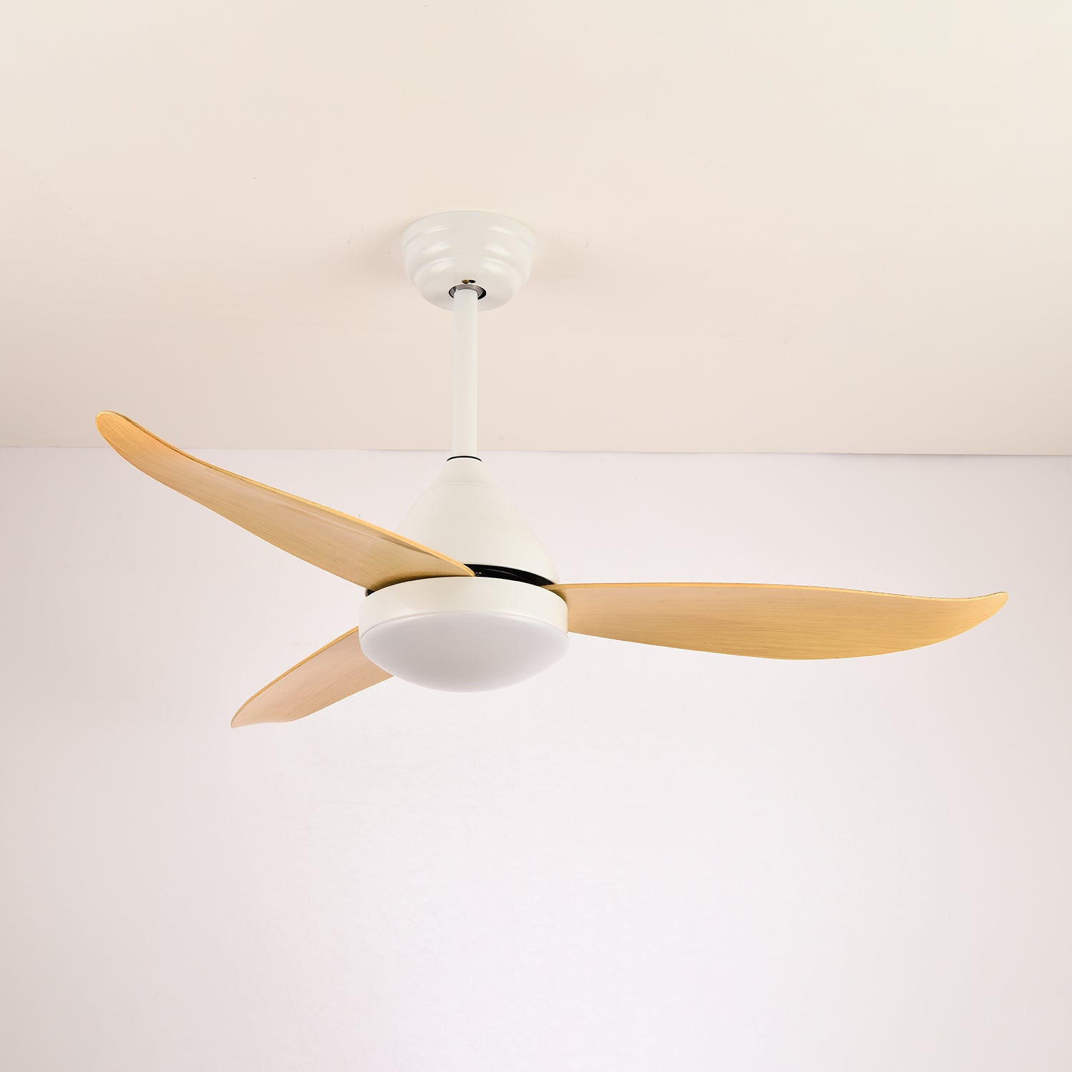 Ventilateur de plafond lumineux Norclovuna