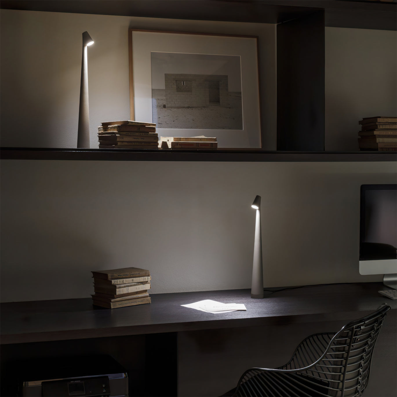 Lampe de table fine Seion