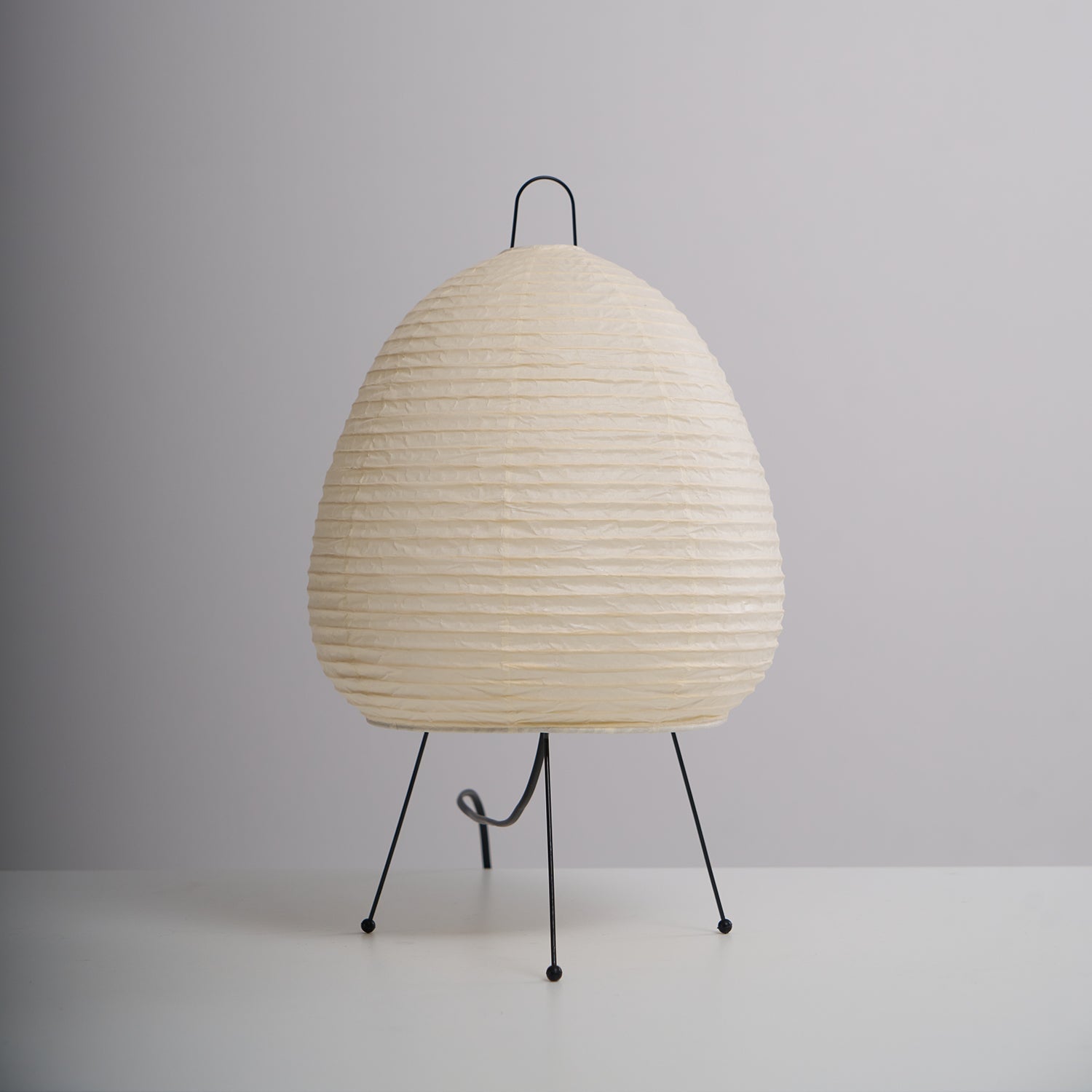 Lampe de table japonaise Pélvionalis