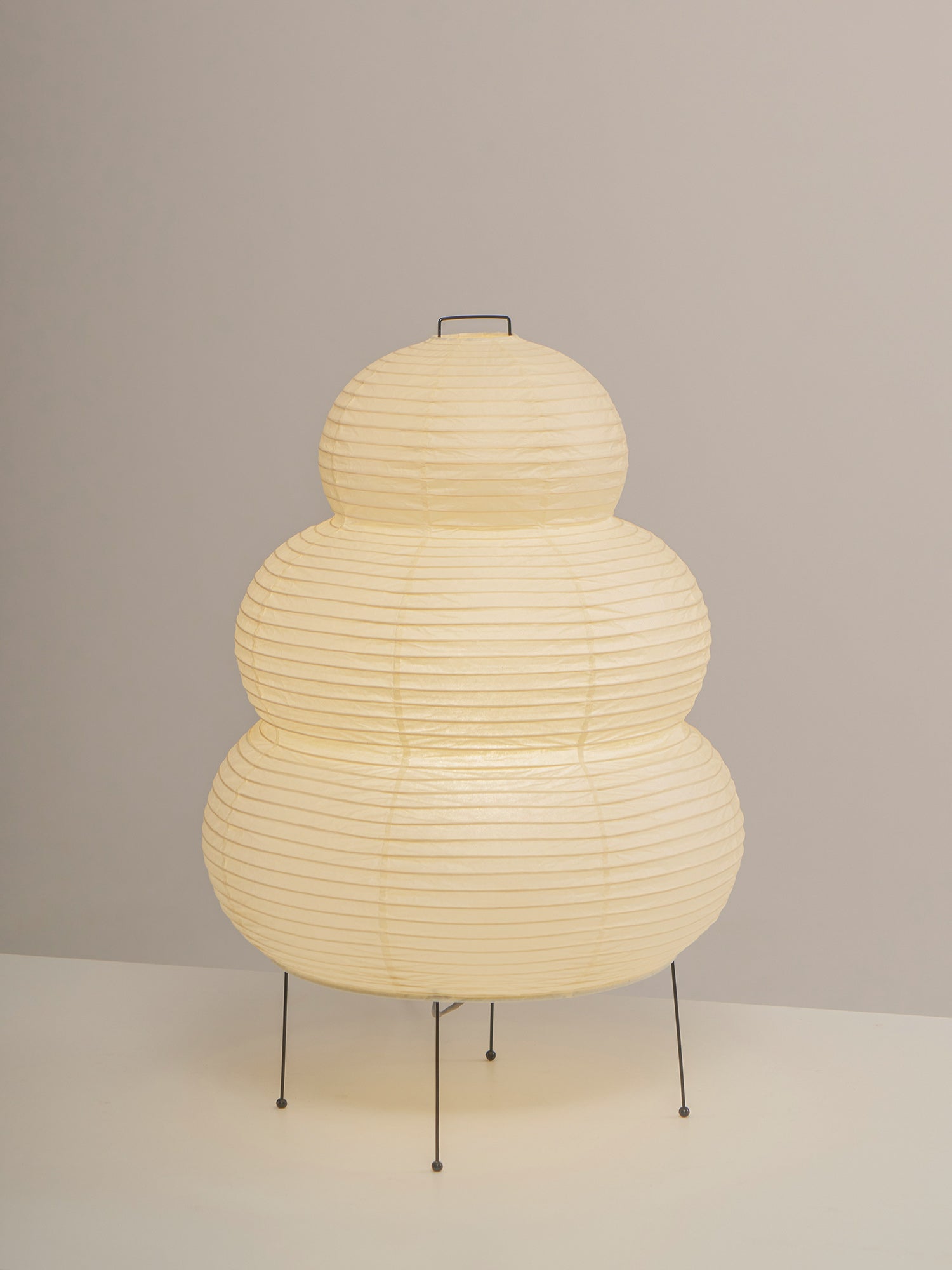 Lampe de table japonaise Pélvionalis