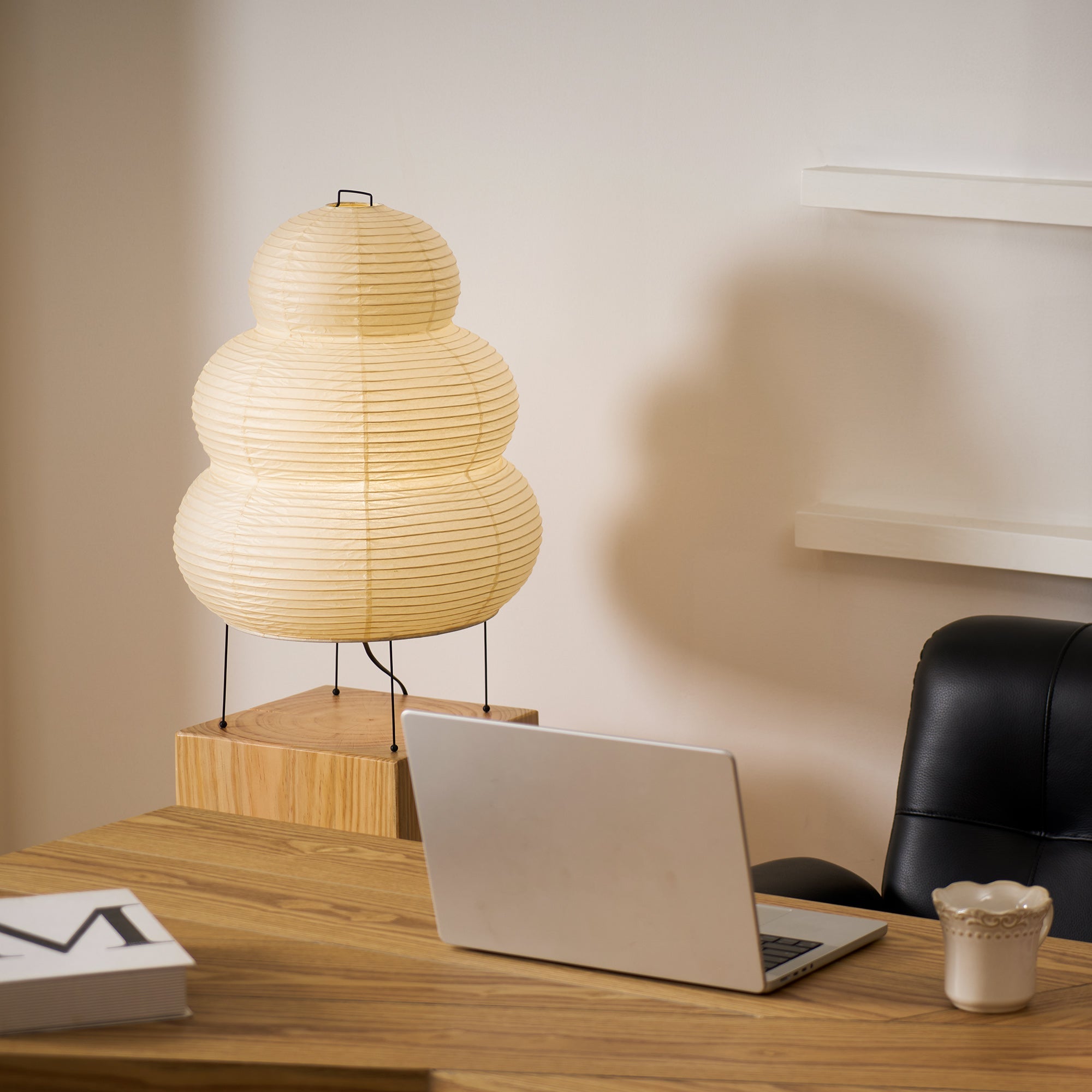 Lampe de table japonaise Pélvionalis