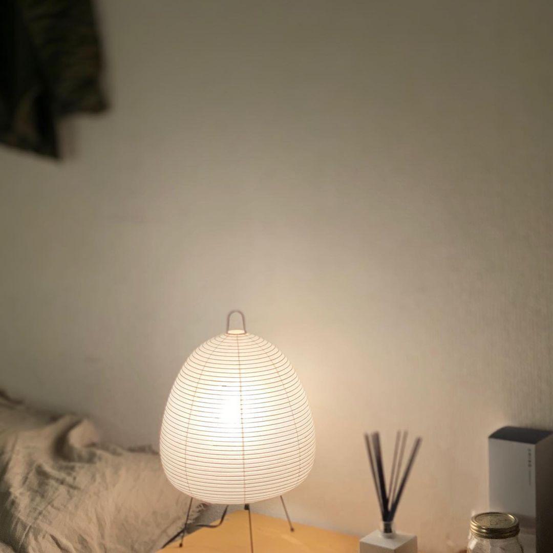 Lampe de table japonaise Pélvionalis