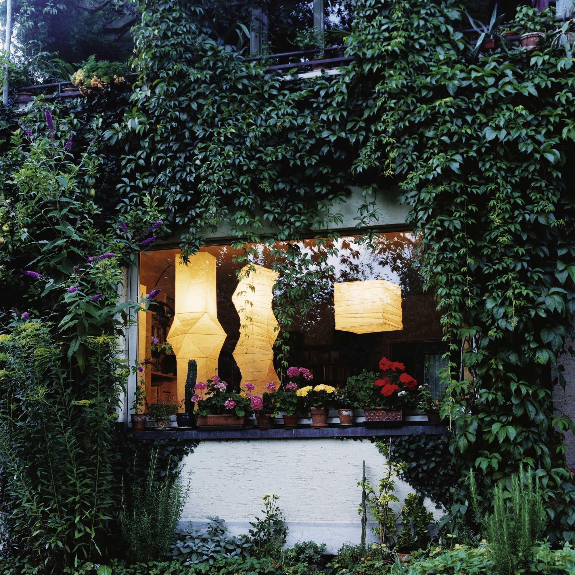 Lampadaire sculptural Taellella