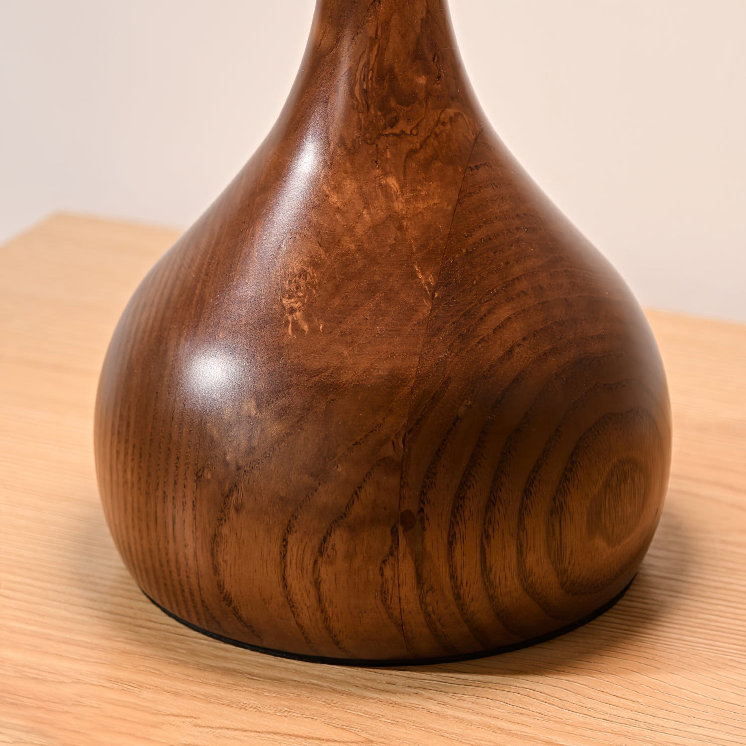 Lampe de table sculpturale Beiris