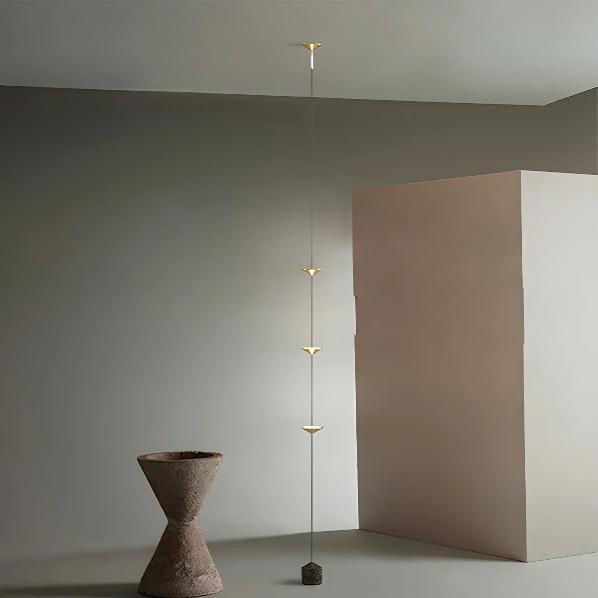 Lampe du sol au plafond Borain