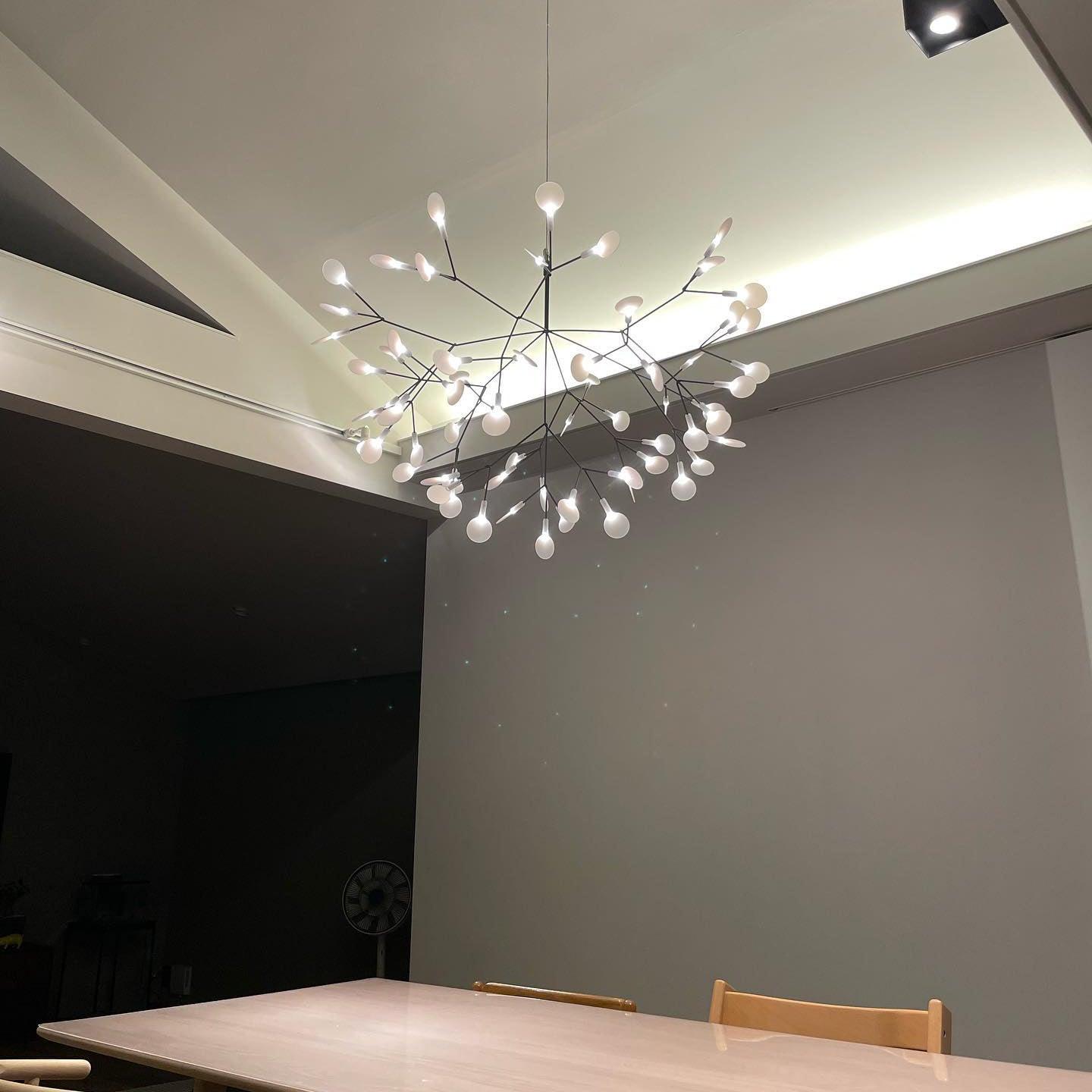 Lustre moderne Quravvian