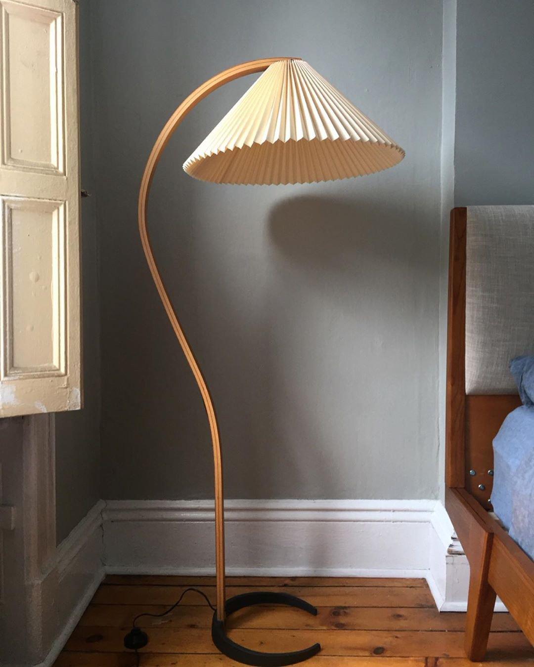 Lampadaire scandinave Roeléco
