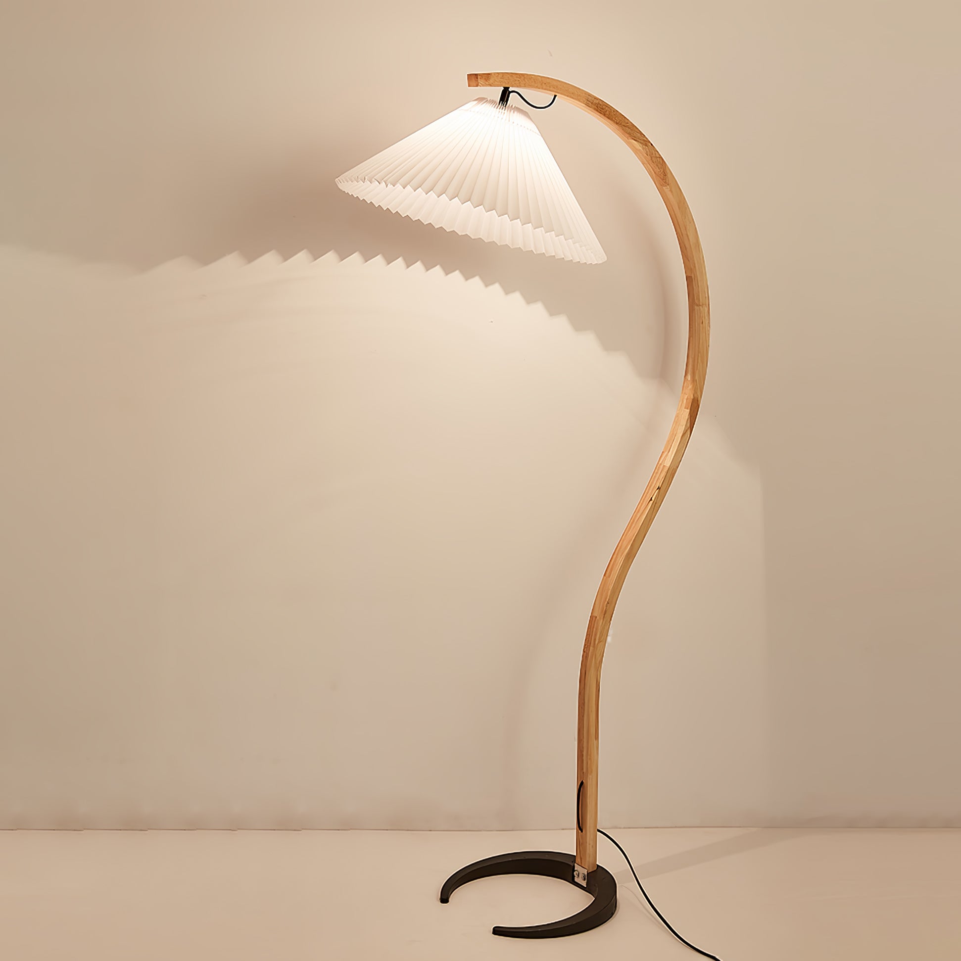 Lampadaire scandinave Roeléco