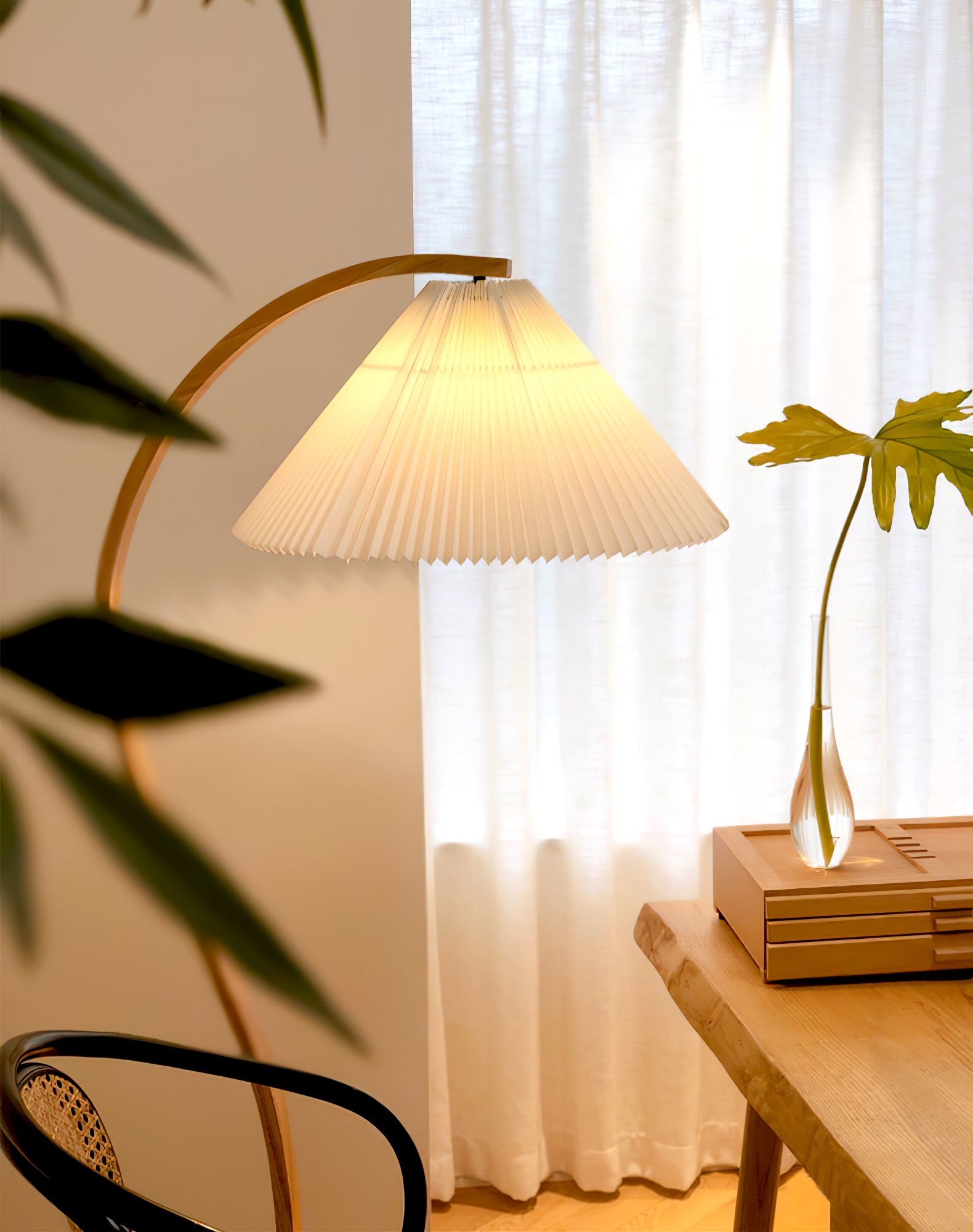 Lampadaire scandinave Roeléco