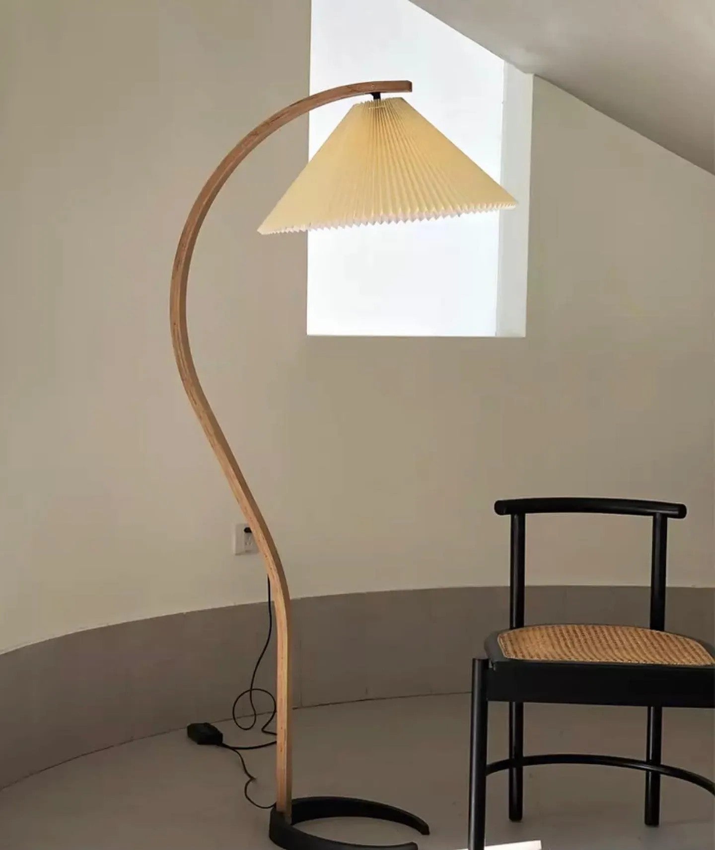 Lampadaire scandinave Roeléco