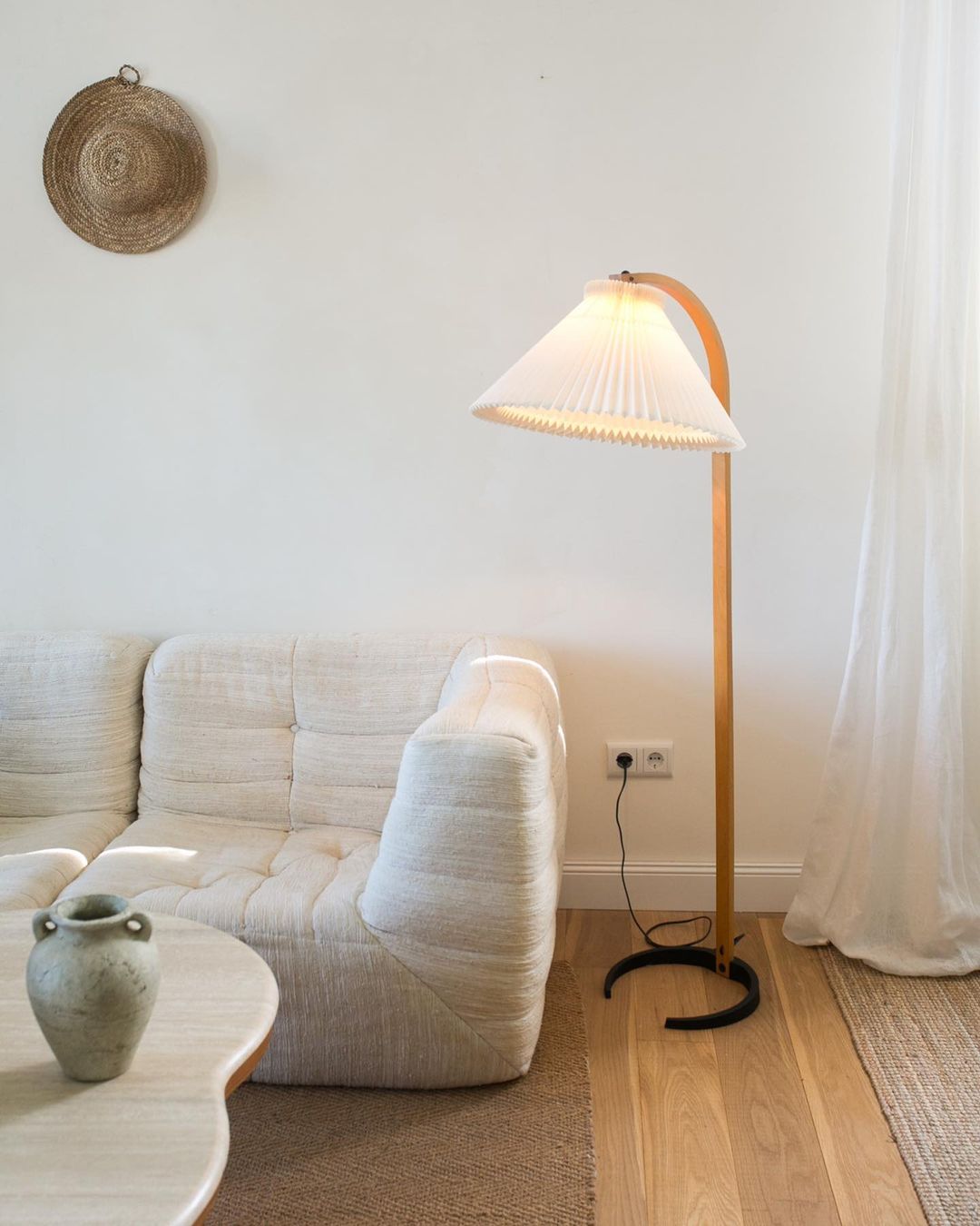 Lampadaire scandinave Roeléco