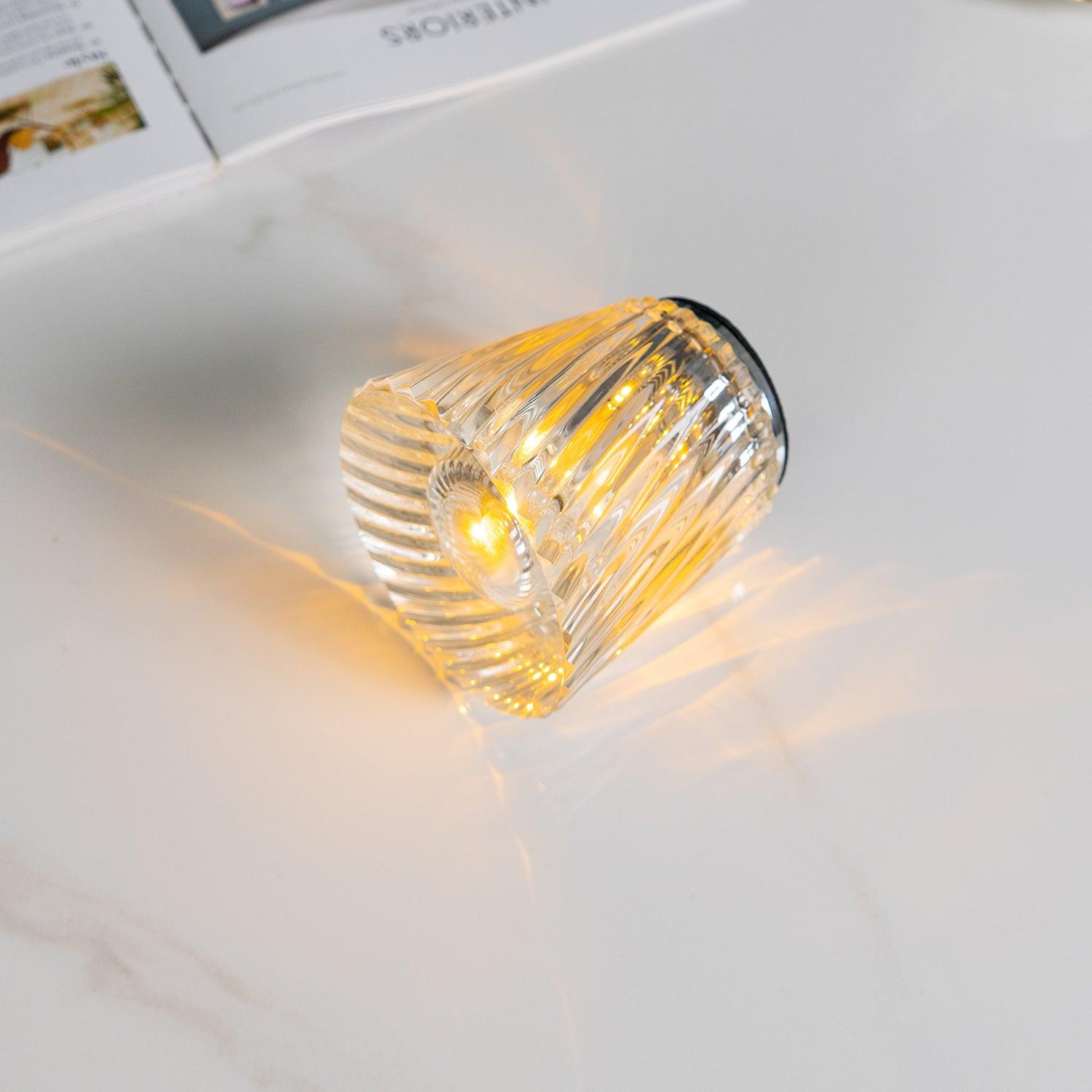 Lampe de table diamant Célcieléa