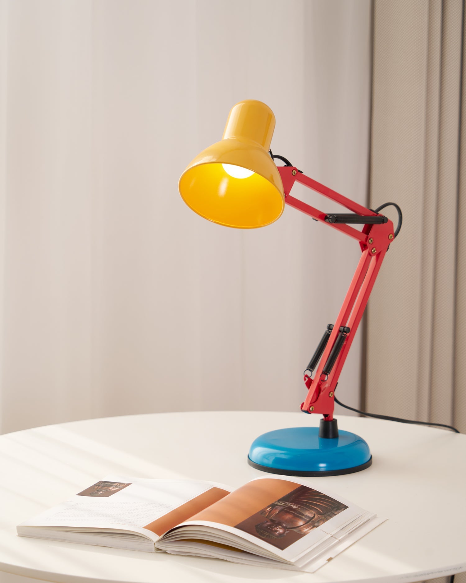 Lampe de table Memphis Peoréaire
