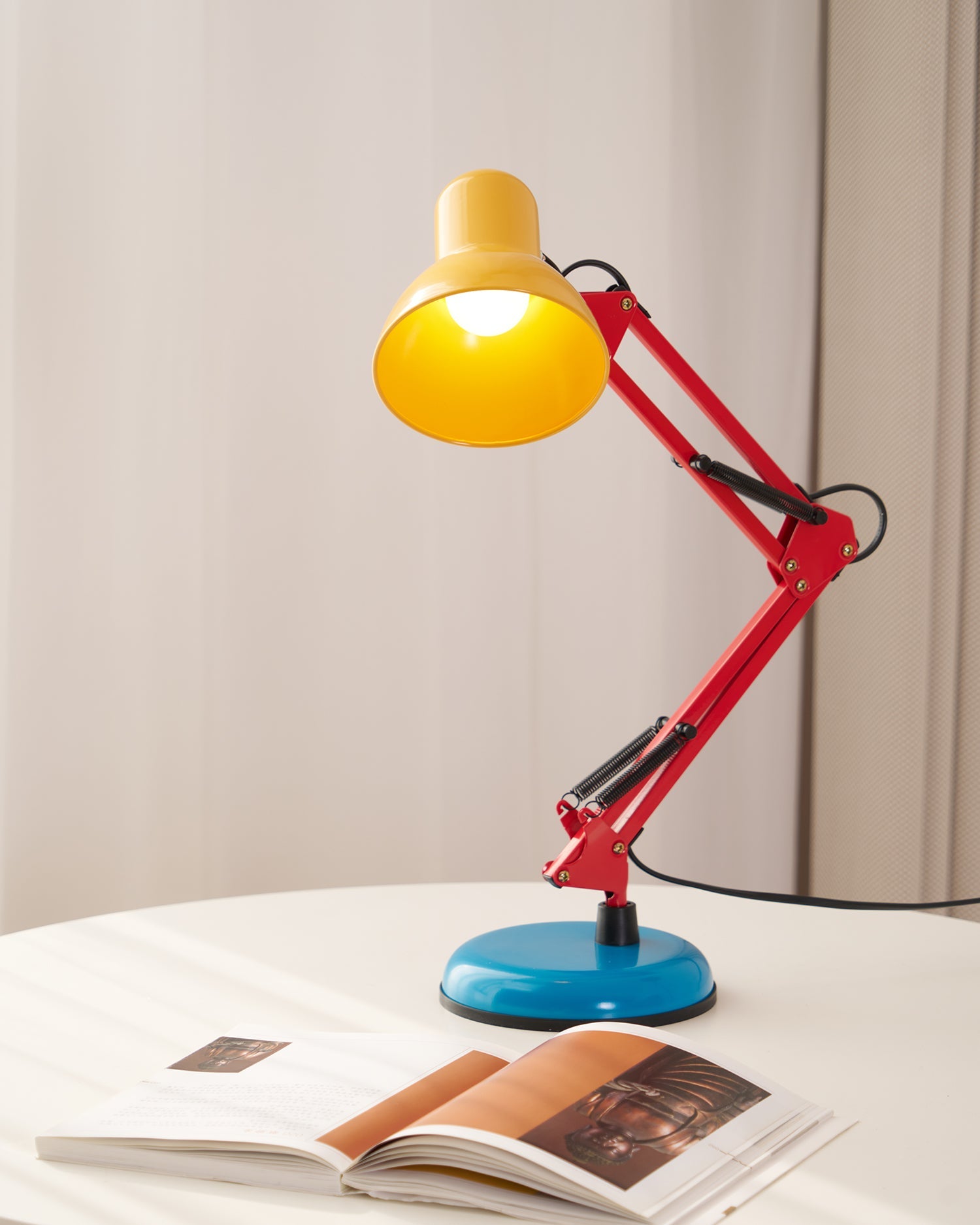 Lampe de table Memphis Peoréaire