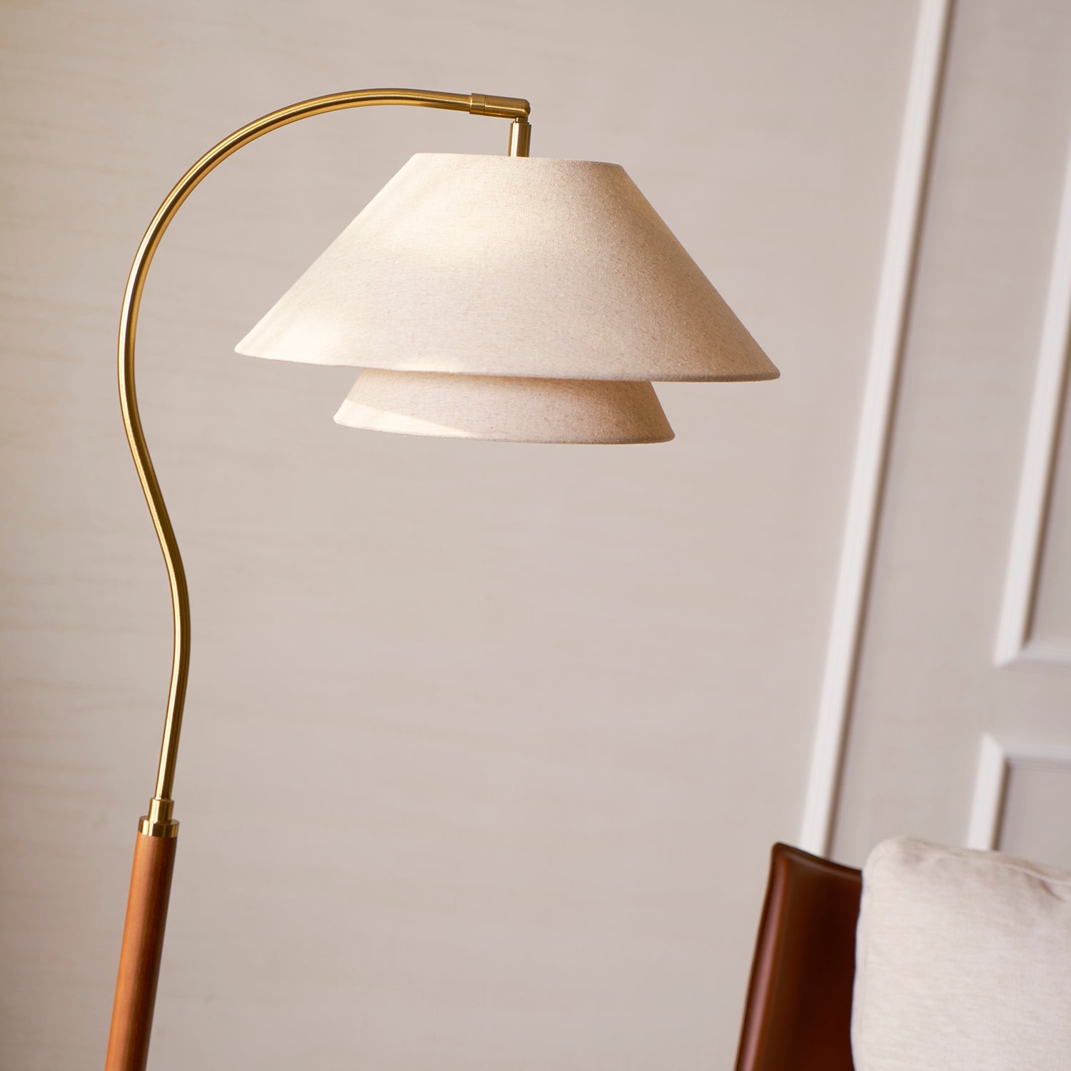 Lampadaire moderne Dorellévia