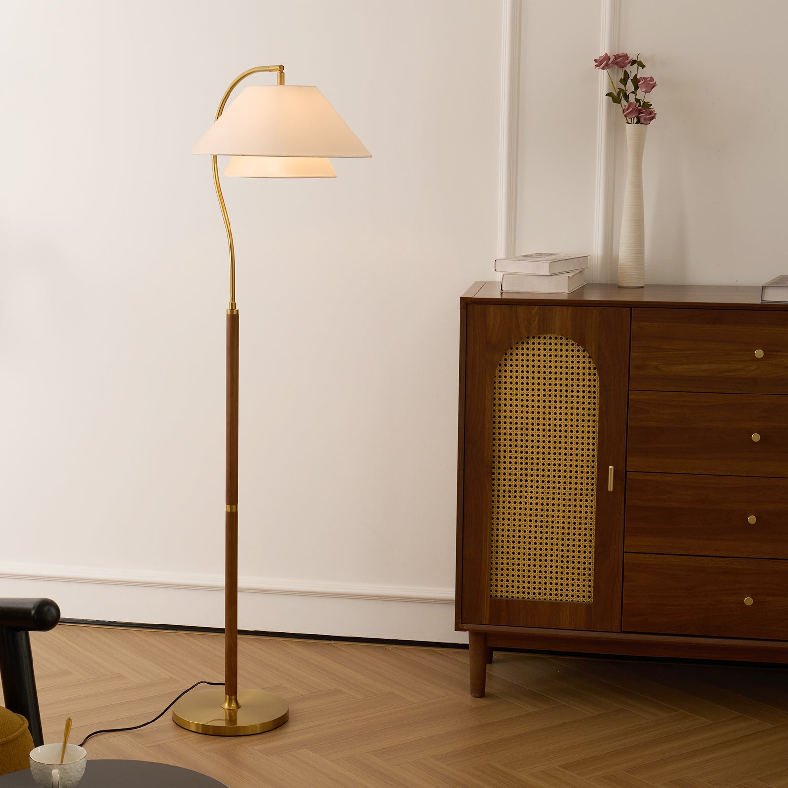 Lampadaire moderne Dorellévia