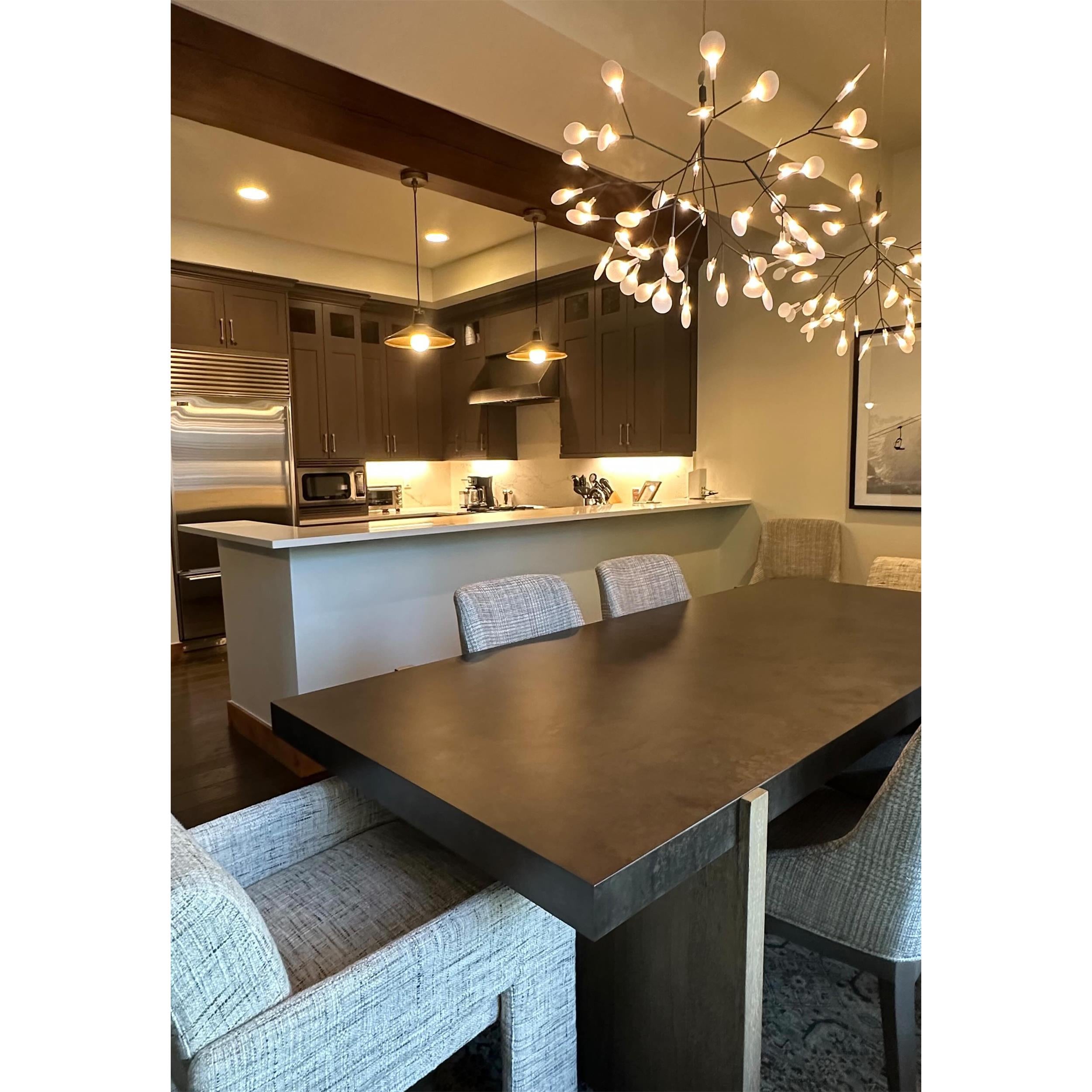 Lustre sculptural Iloreux