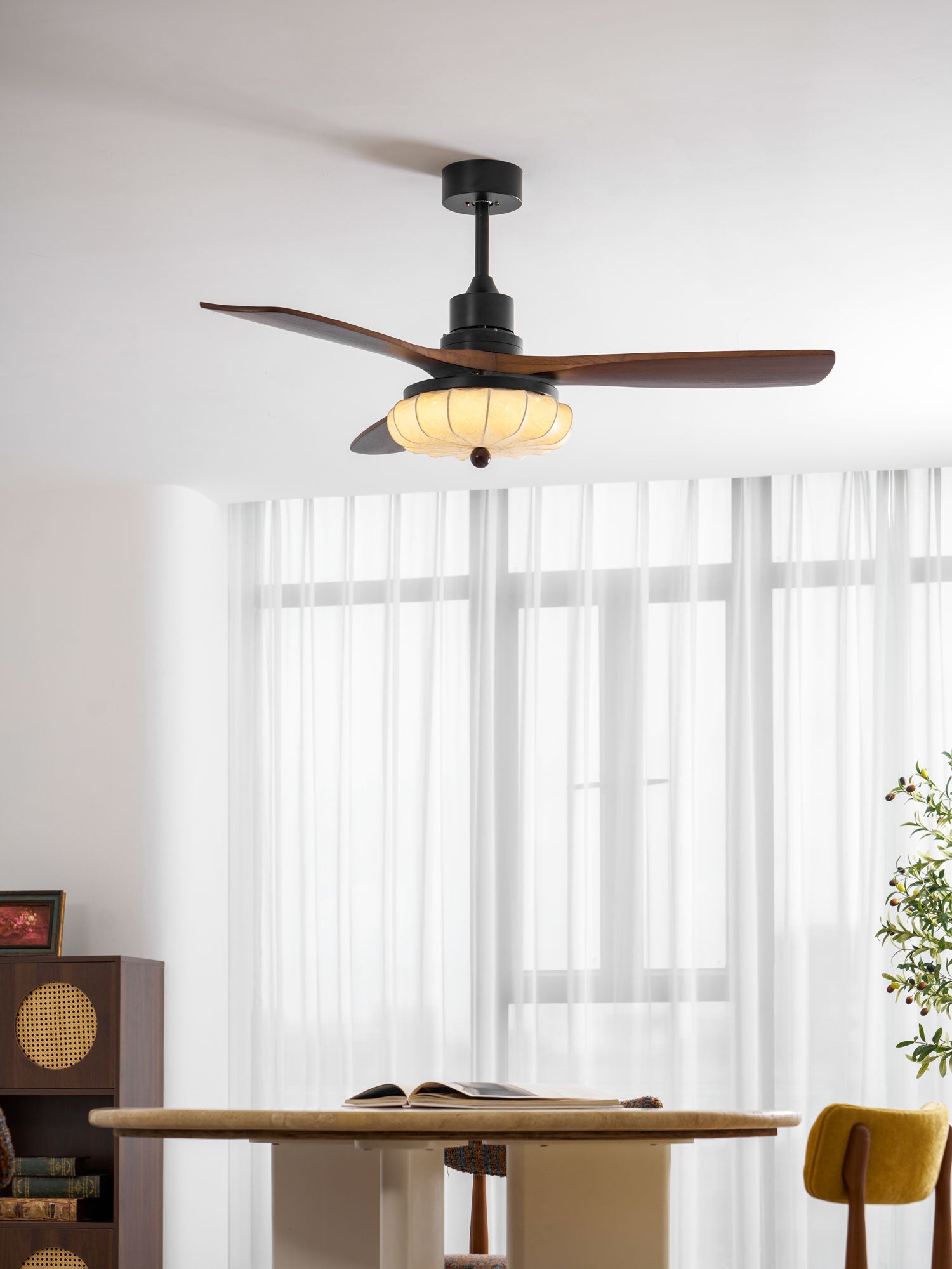 Plafonnier ventilateur moderne Navelo