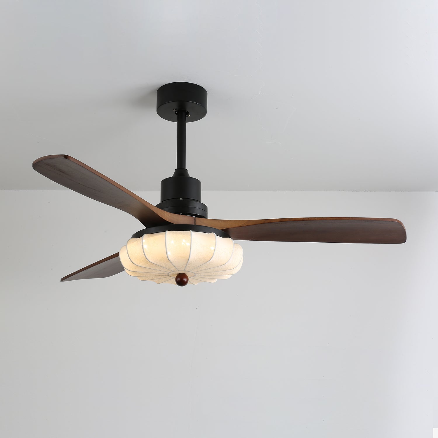 Plafonnier ventilateur moderne Navelo